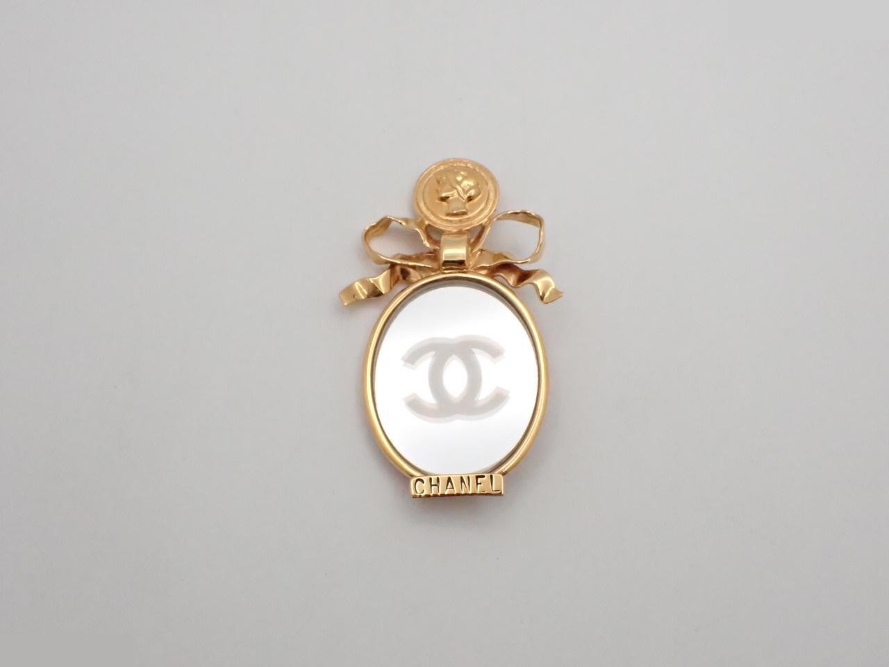Mirror Brooch