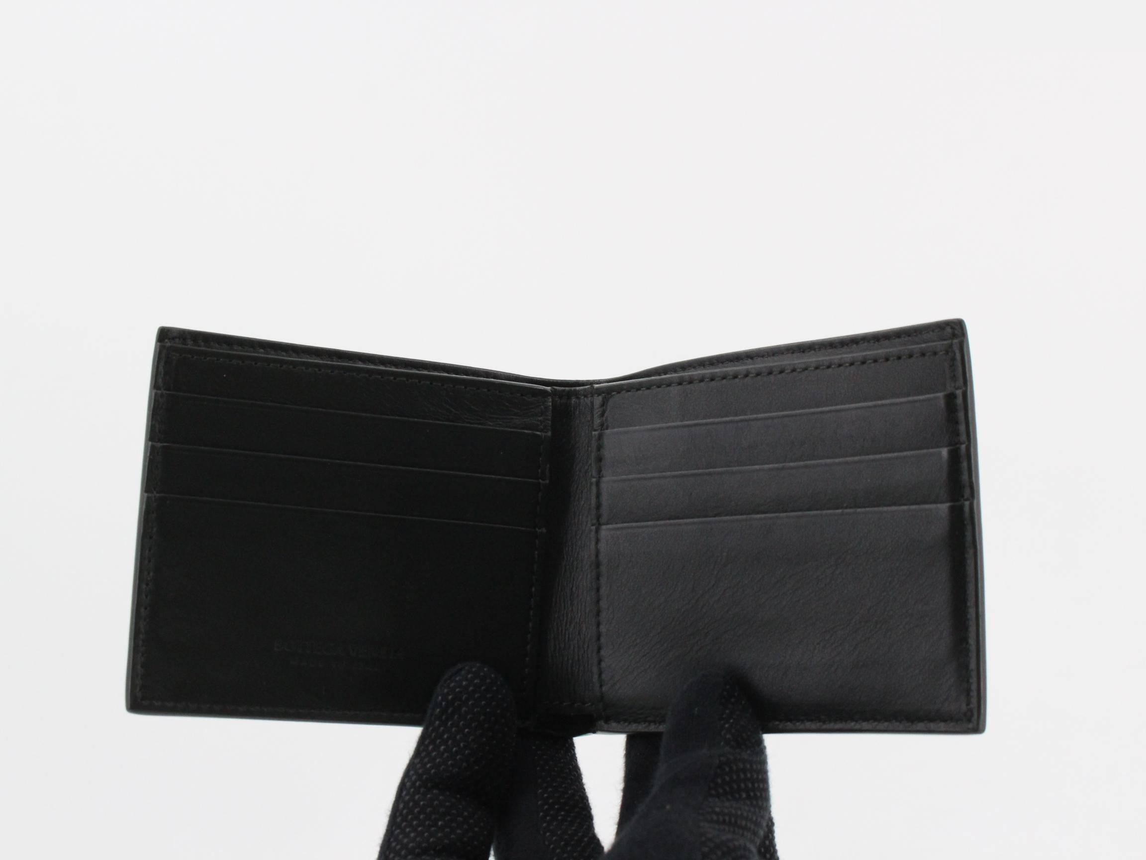 Cassette Wallet with IC Chip, Box, and Dust Bag — view 4