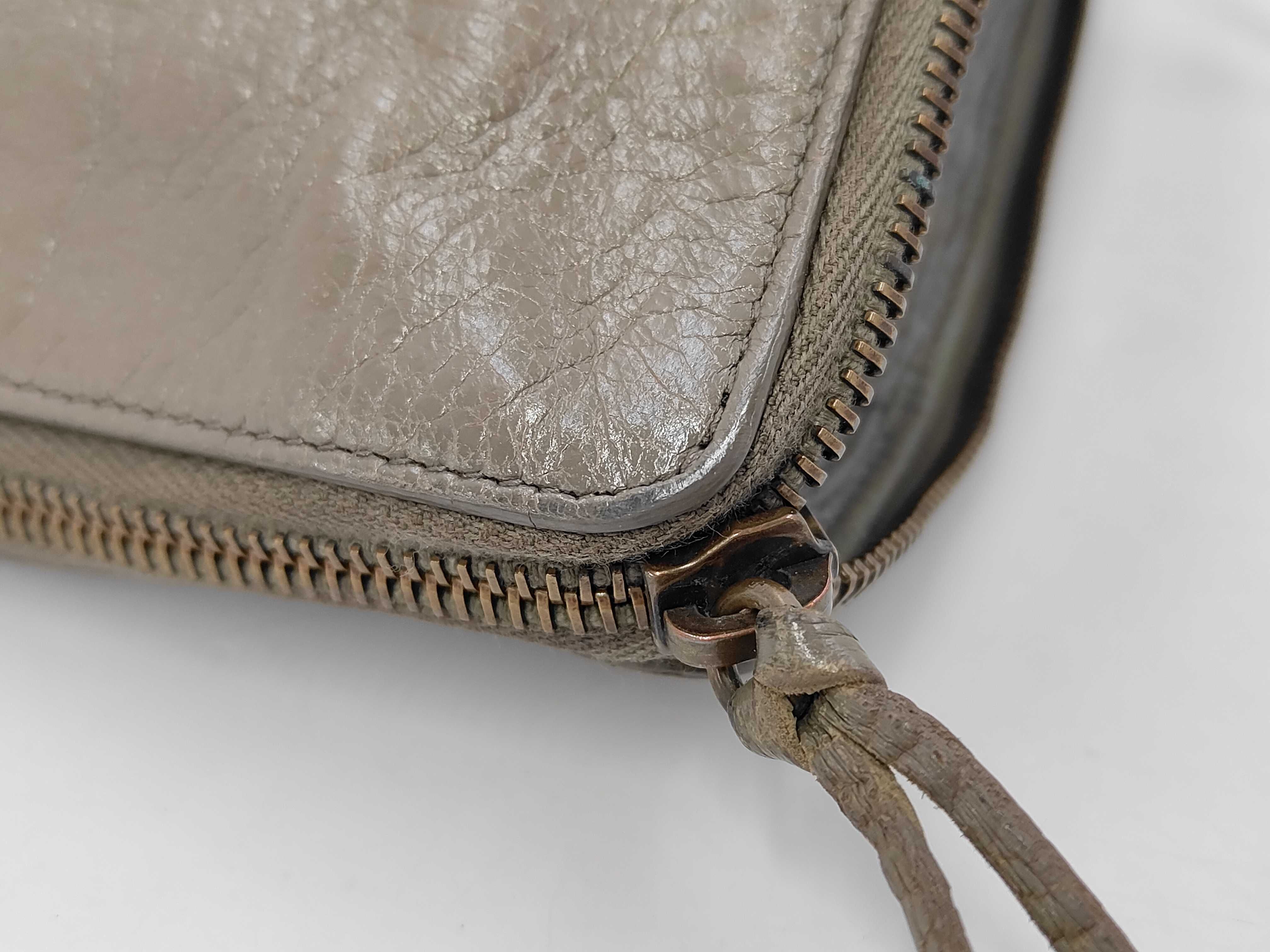 Classic Metallic Edge Clutch 390174 Clutch Bag — view 3