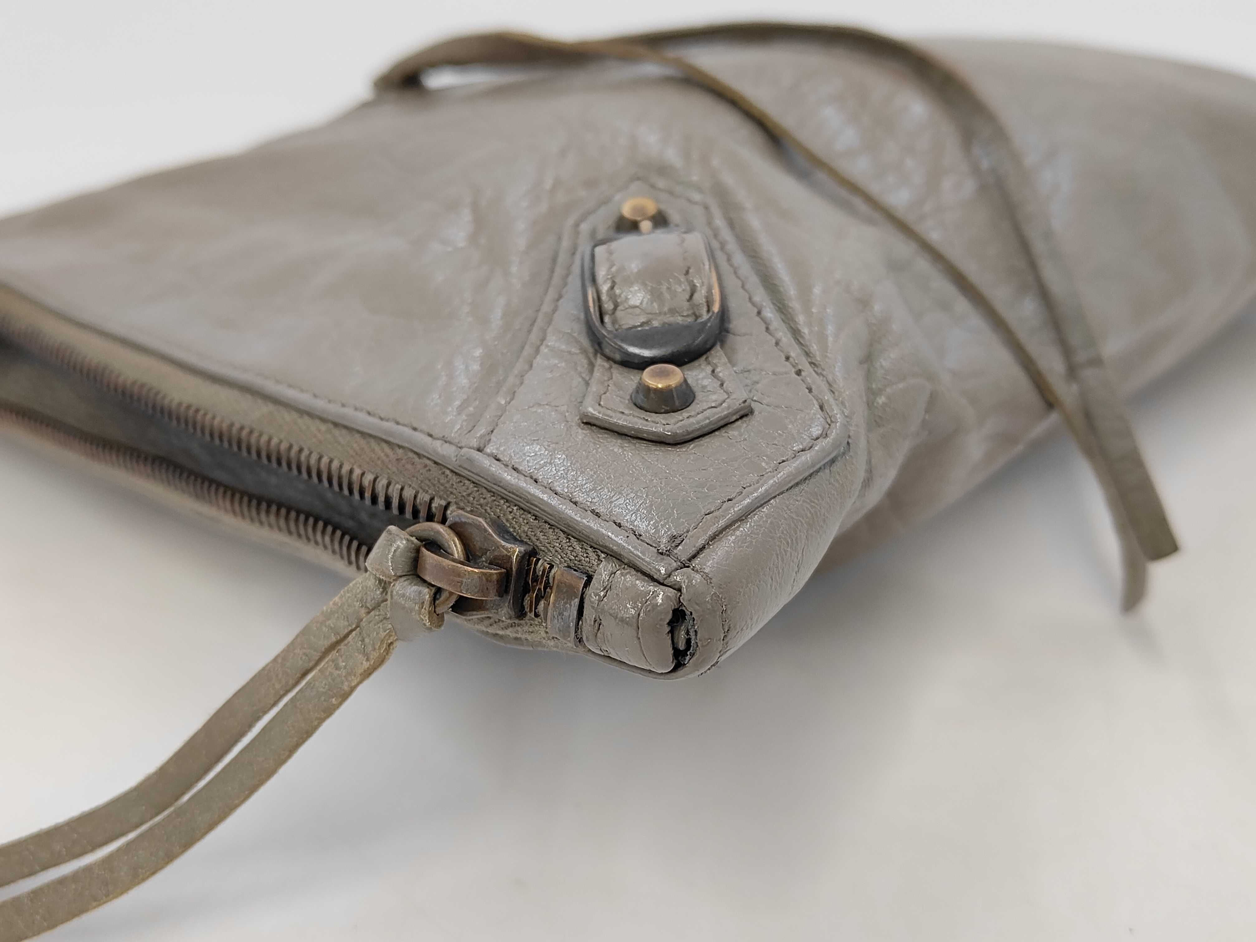 Classic Metallic Edge Clutch 390174 Clutch Bag — view 4