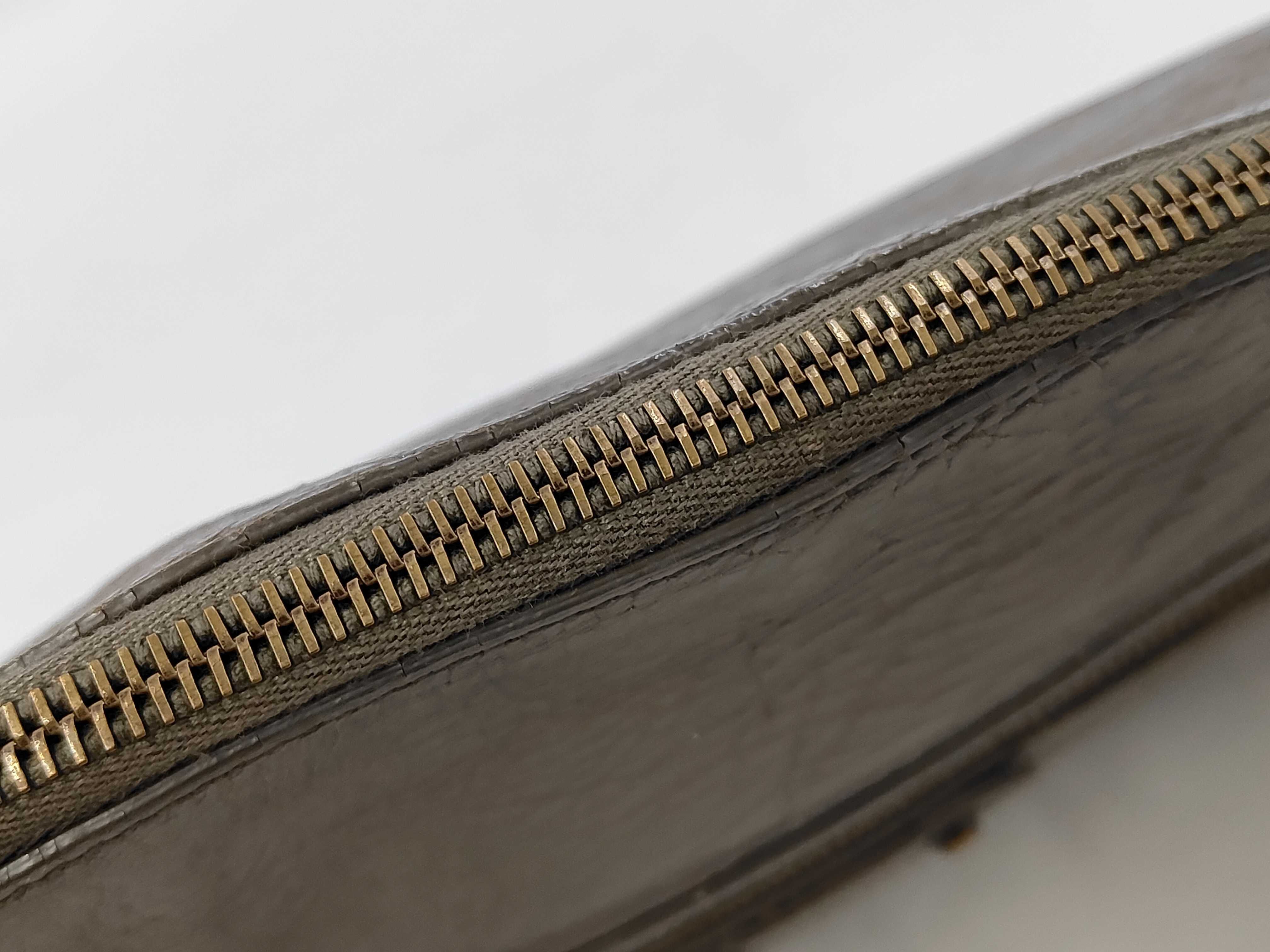 Classic Metallic Edge Clutch 390174 Clutch Bag — view 6