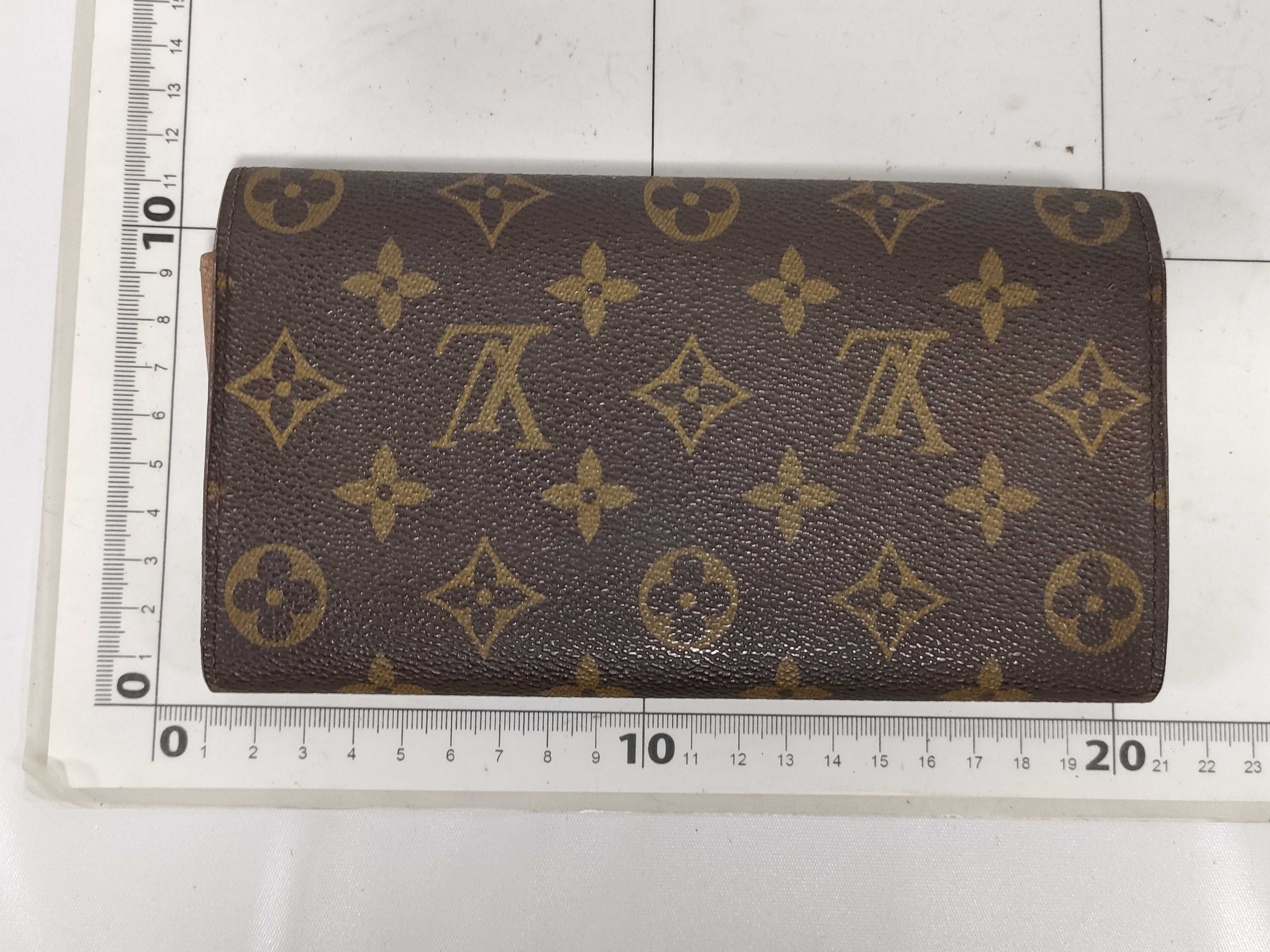 Monogram Portefeuille Sarah Wallet — view 2