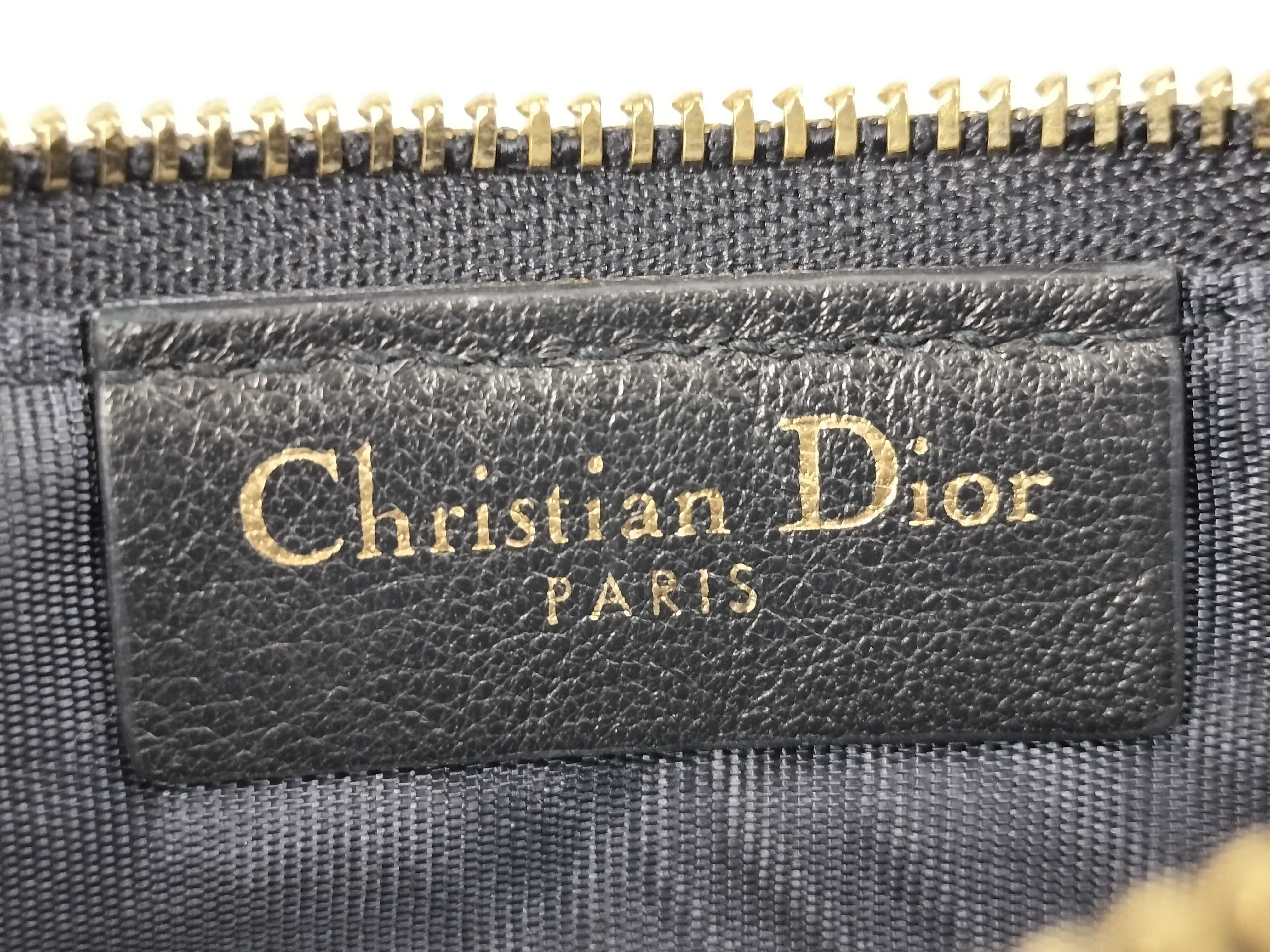 Oblique Canvas x Leather Chain Wallet Navy — view 11