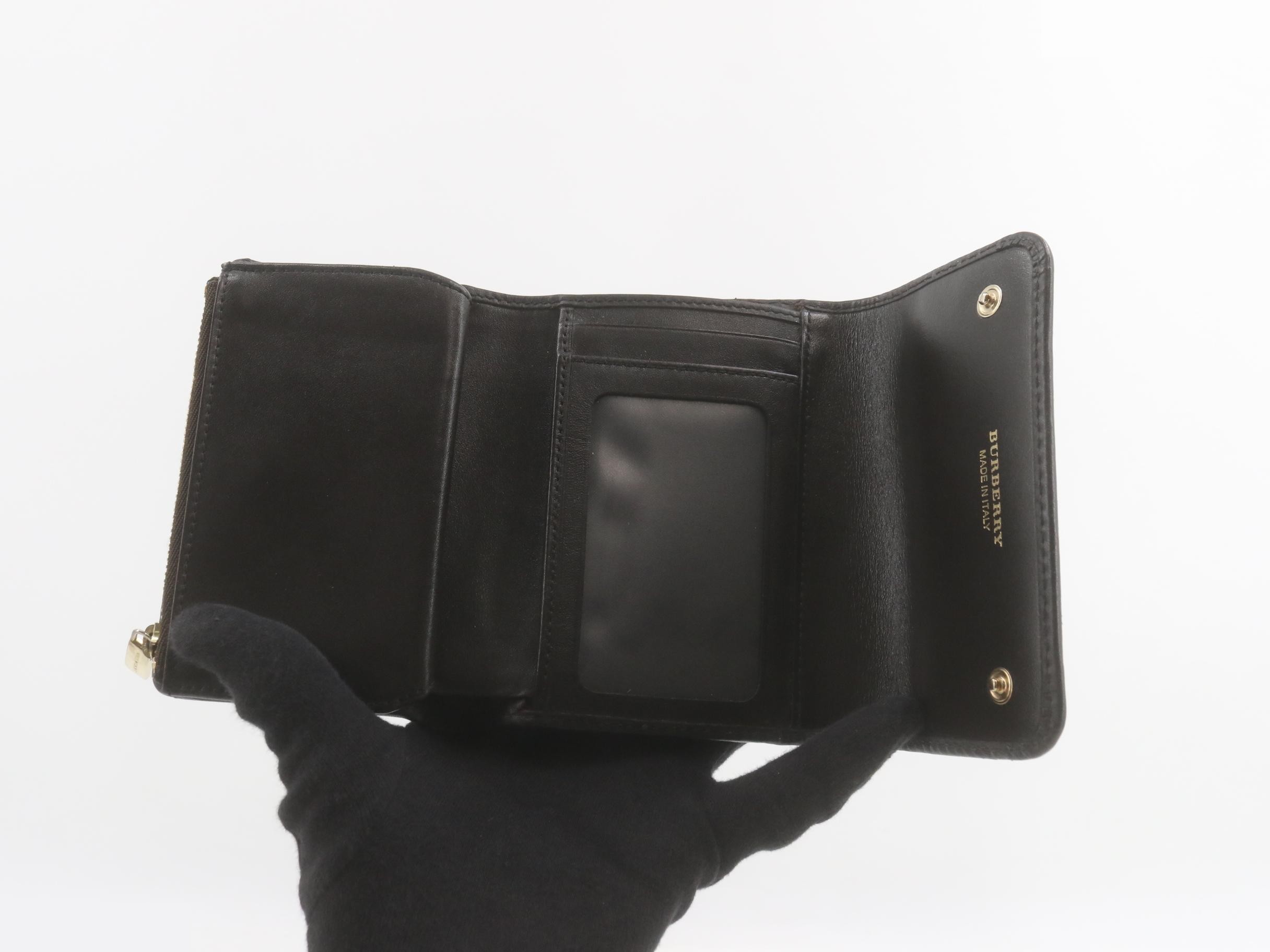Other lines: Bags and Wallets — view 4