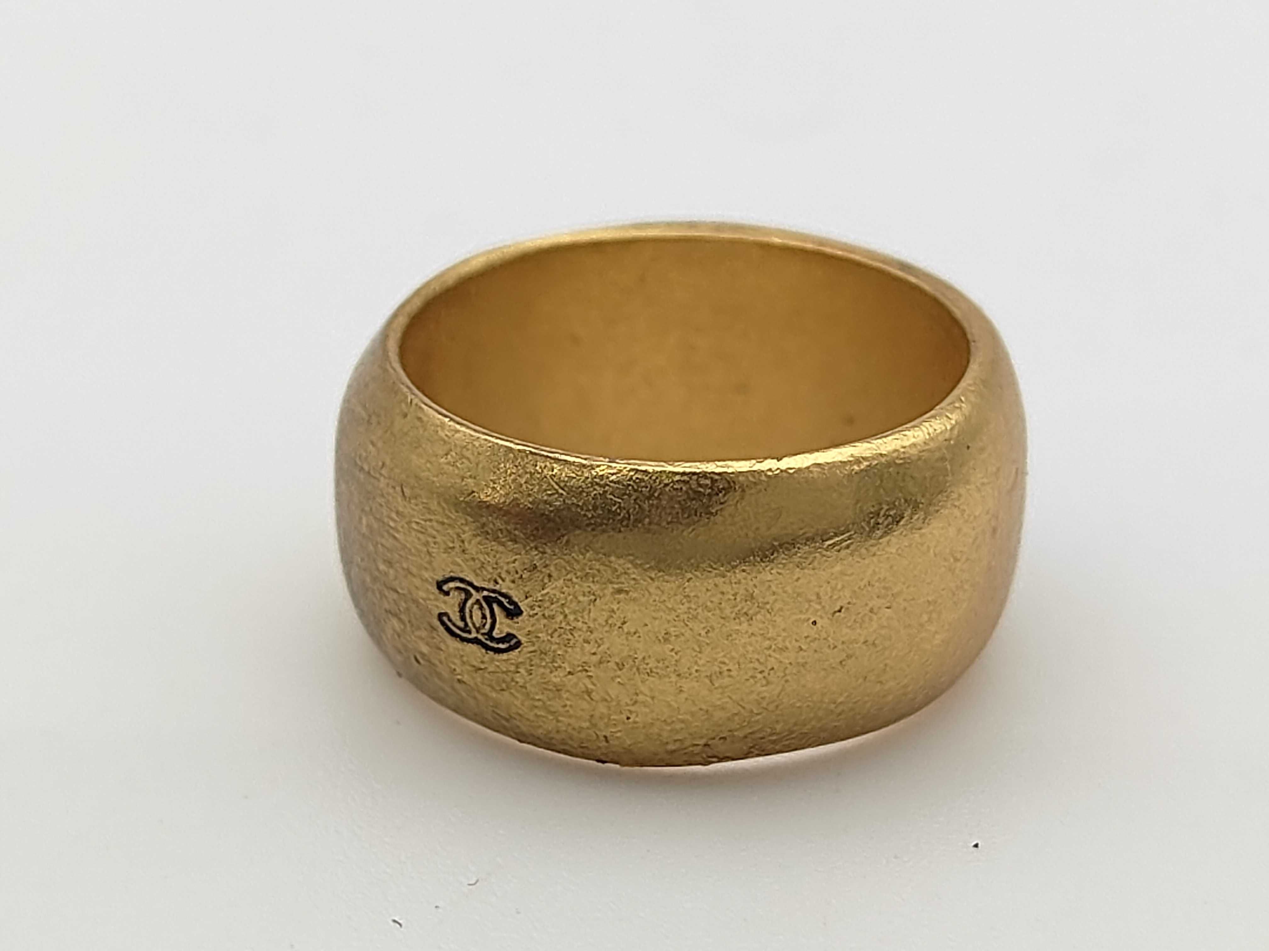 Vintage Ring — view 3