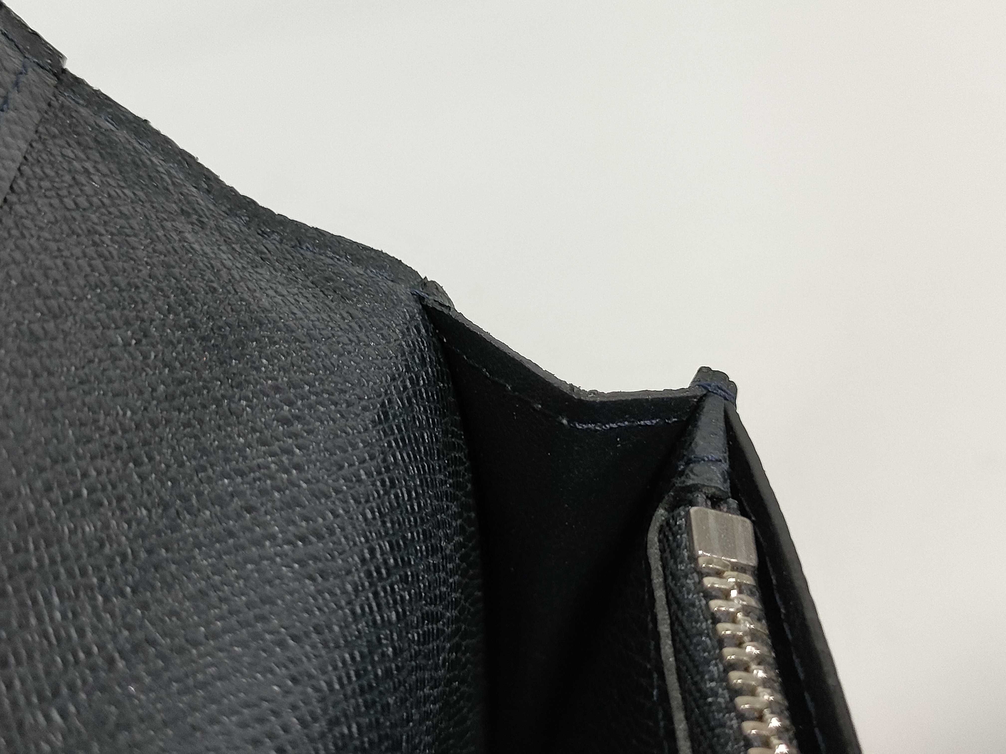 Taiga Bi-fold Wallet with Initials — view 14