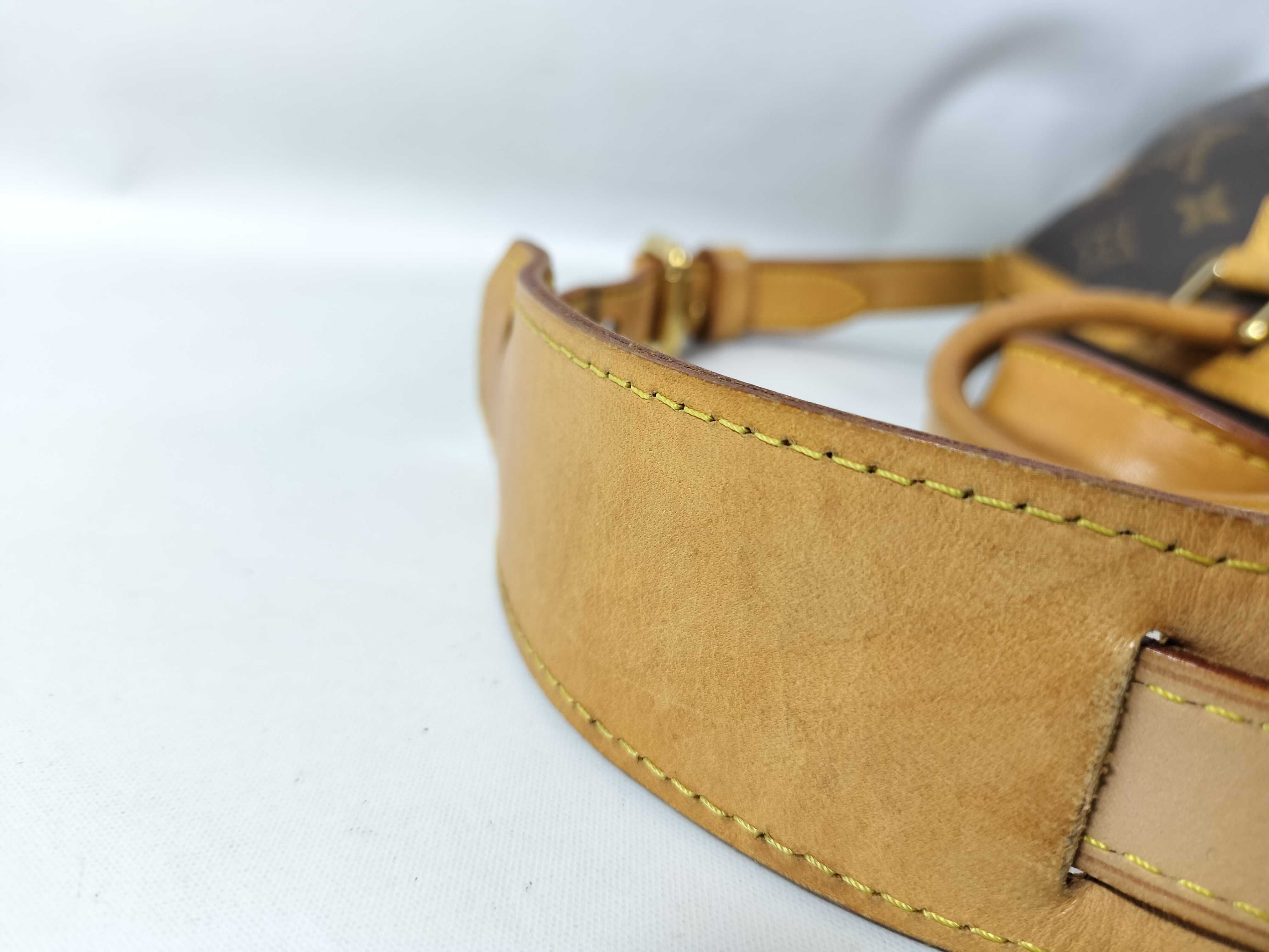 Monogram Louis Vuitton Retiro PM Handbag Monogram M40325 Handbag — view 4