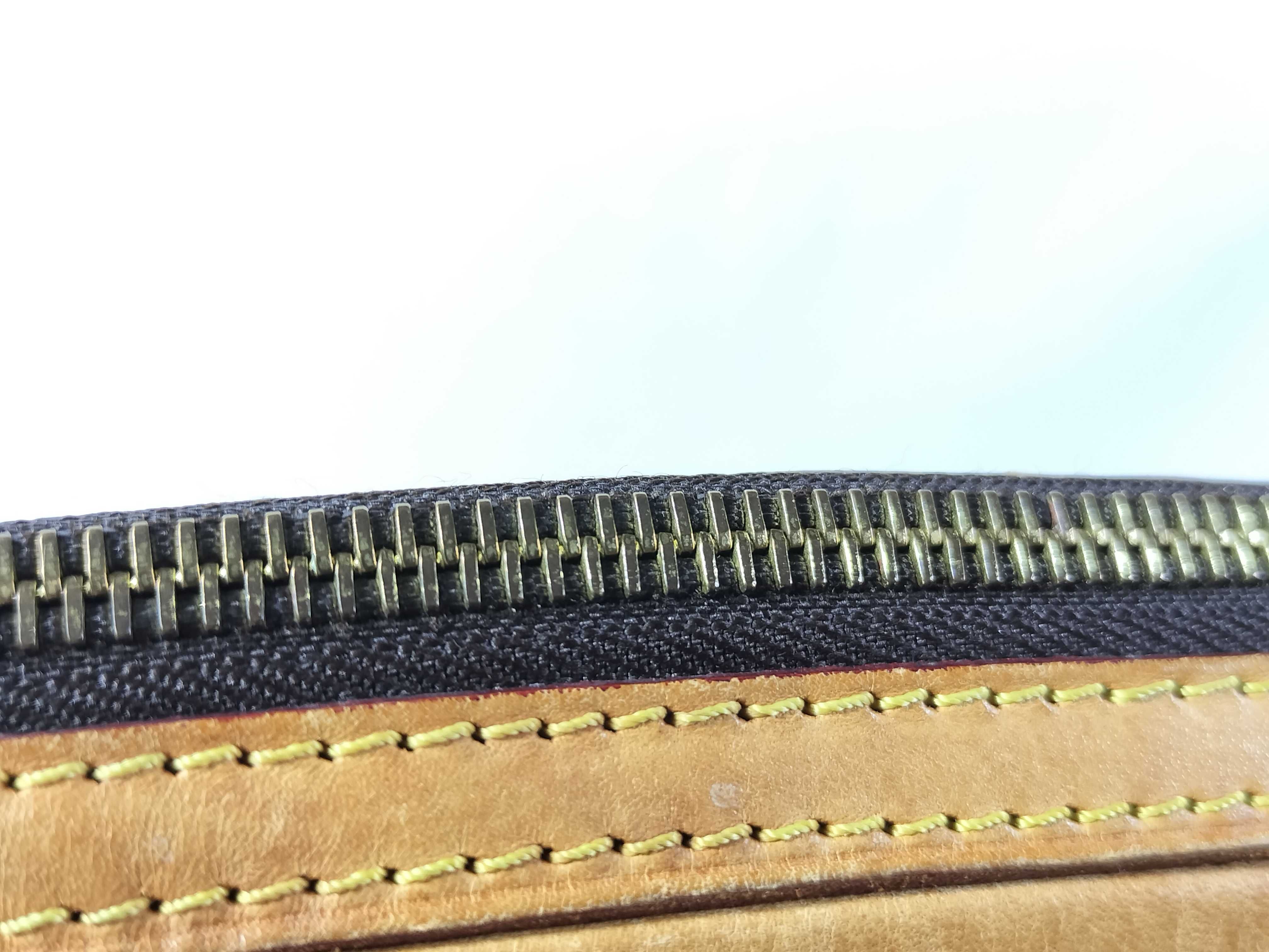 Monogram Louis Vuitton Retiro PM Handbag Monogram M40325 Handbag — view 8