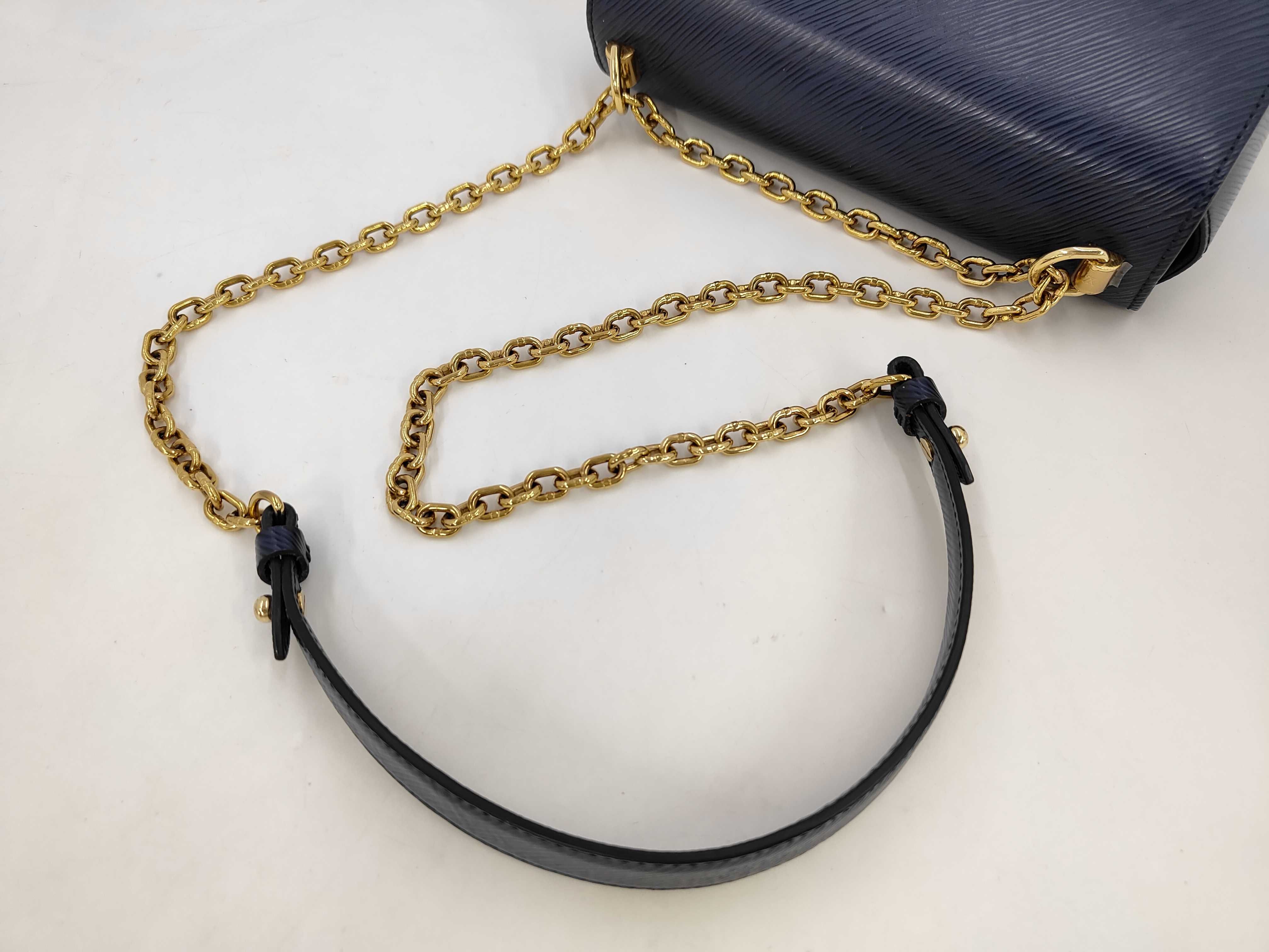 Epi Leather Twist Bag Shoulder Bag (Blue) — view 5