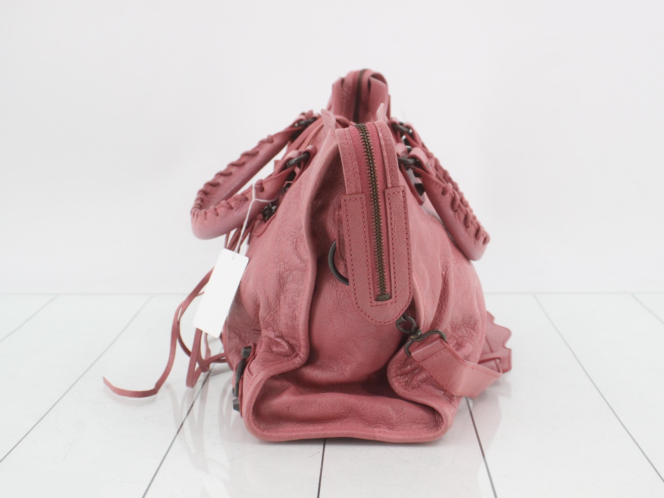 handbag — view 3