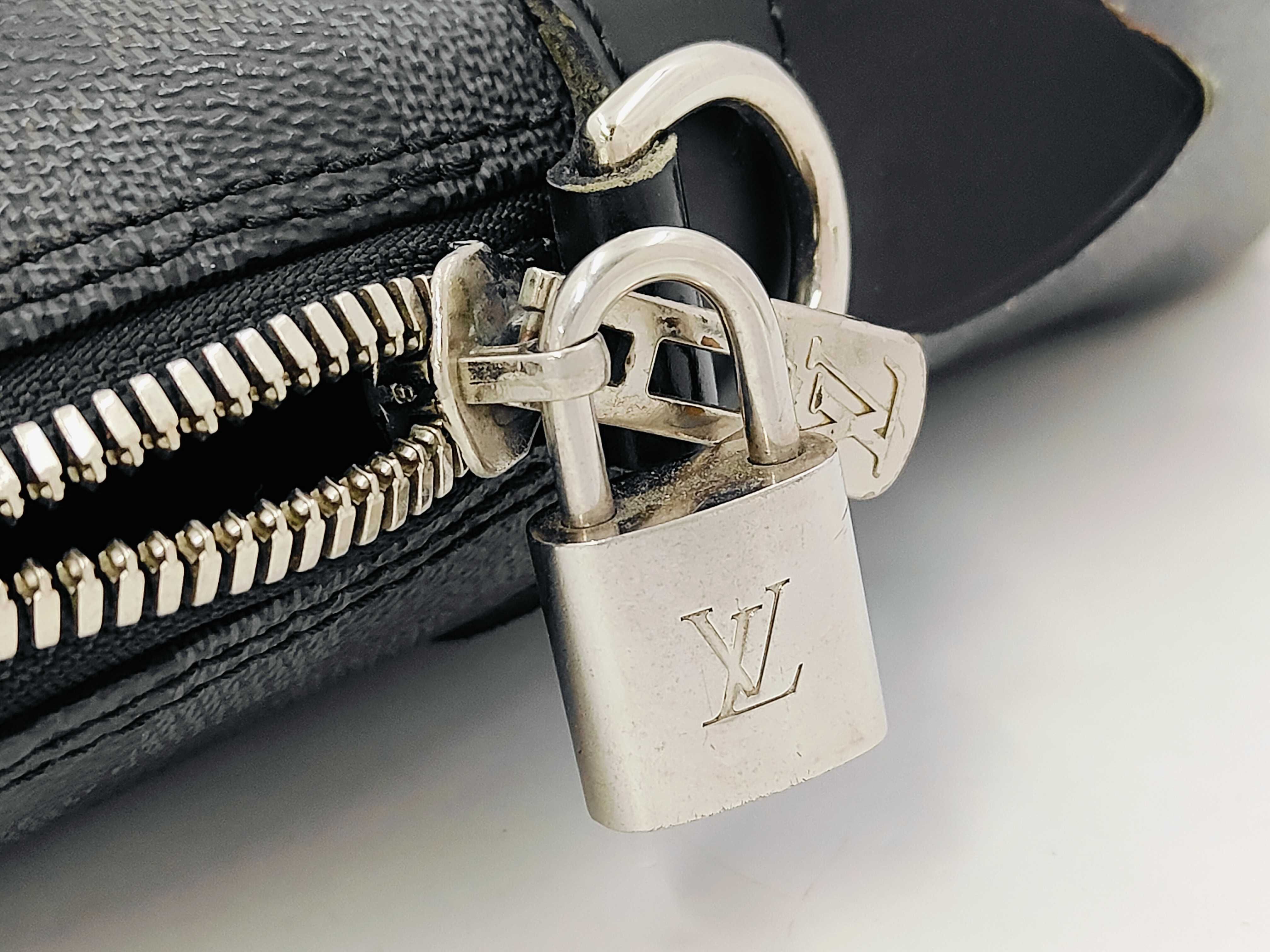 Damier Graphite Louis Vuitton Damier Graphite Porte Documents Voyage GM Leather Business Bag — view 10