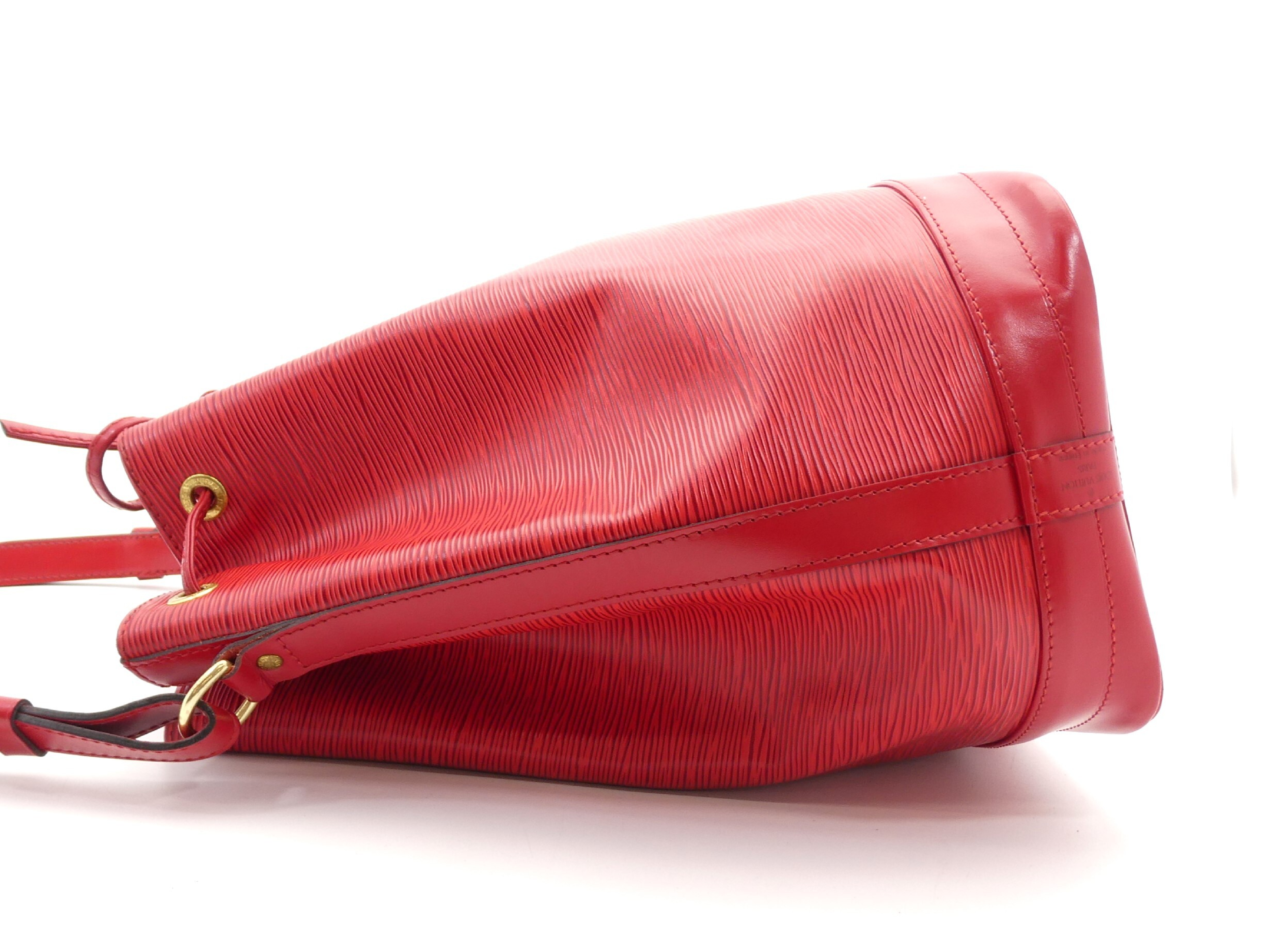 Epi Noé Shoulder Bag — view 3