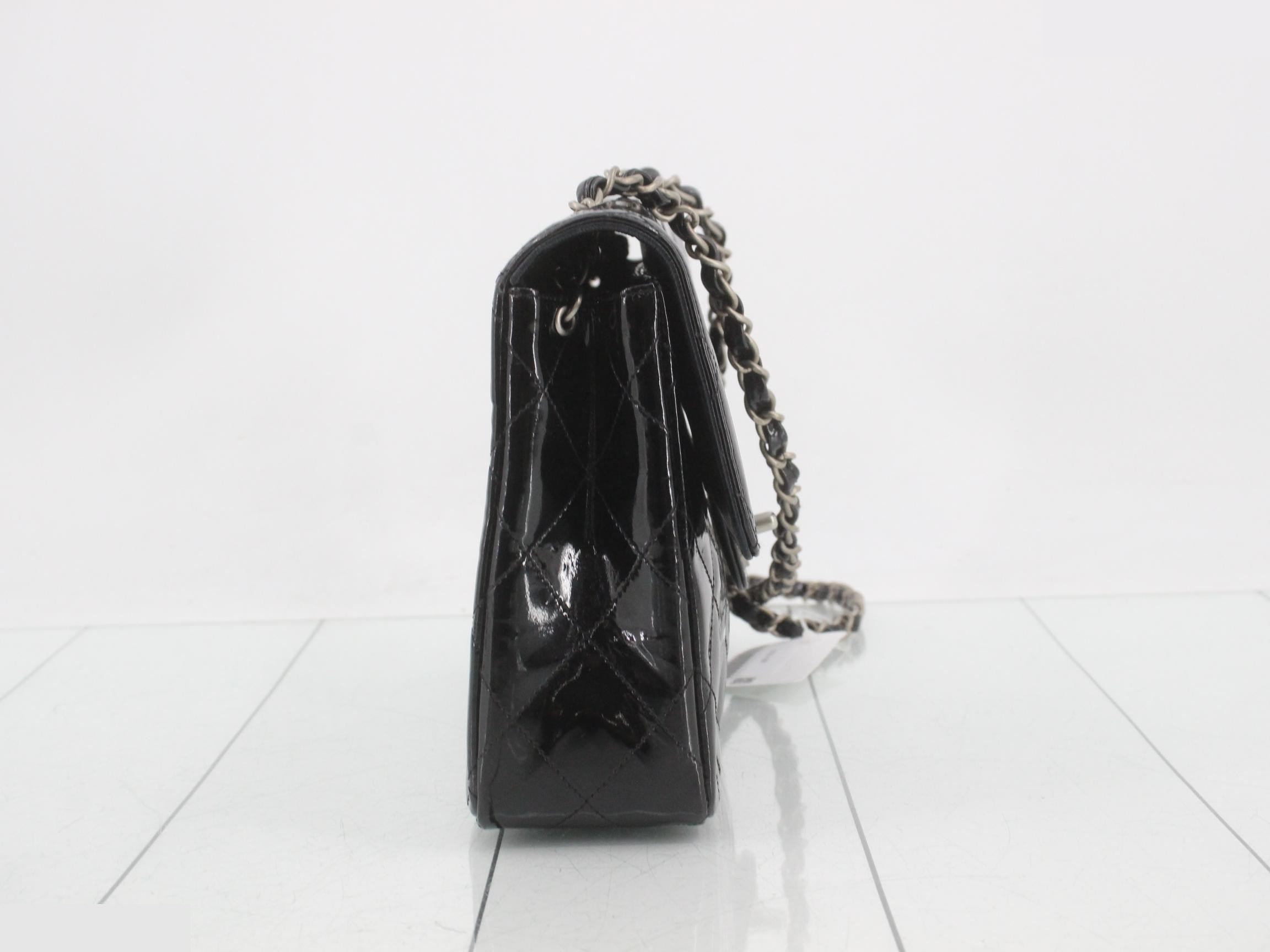 Matelassé Chain Shoulder Bag, Black — view 4