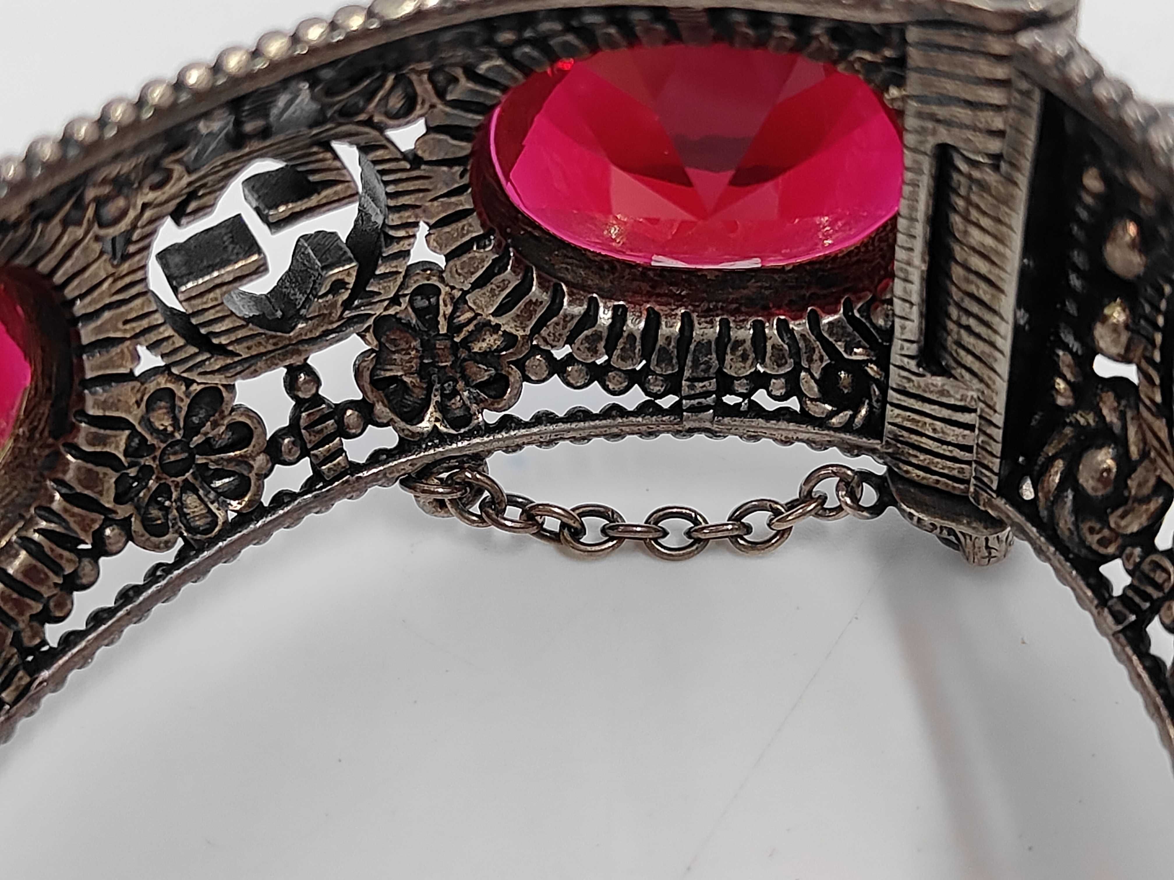 Interlocking G Cat Head Bracelet/Bangle — view 4