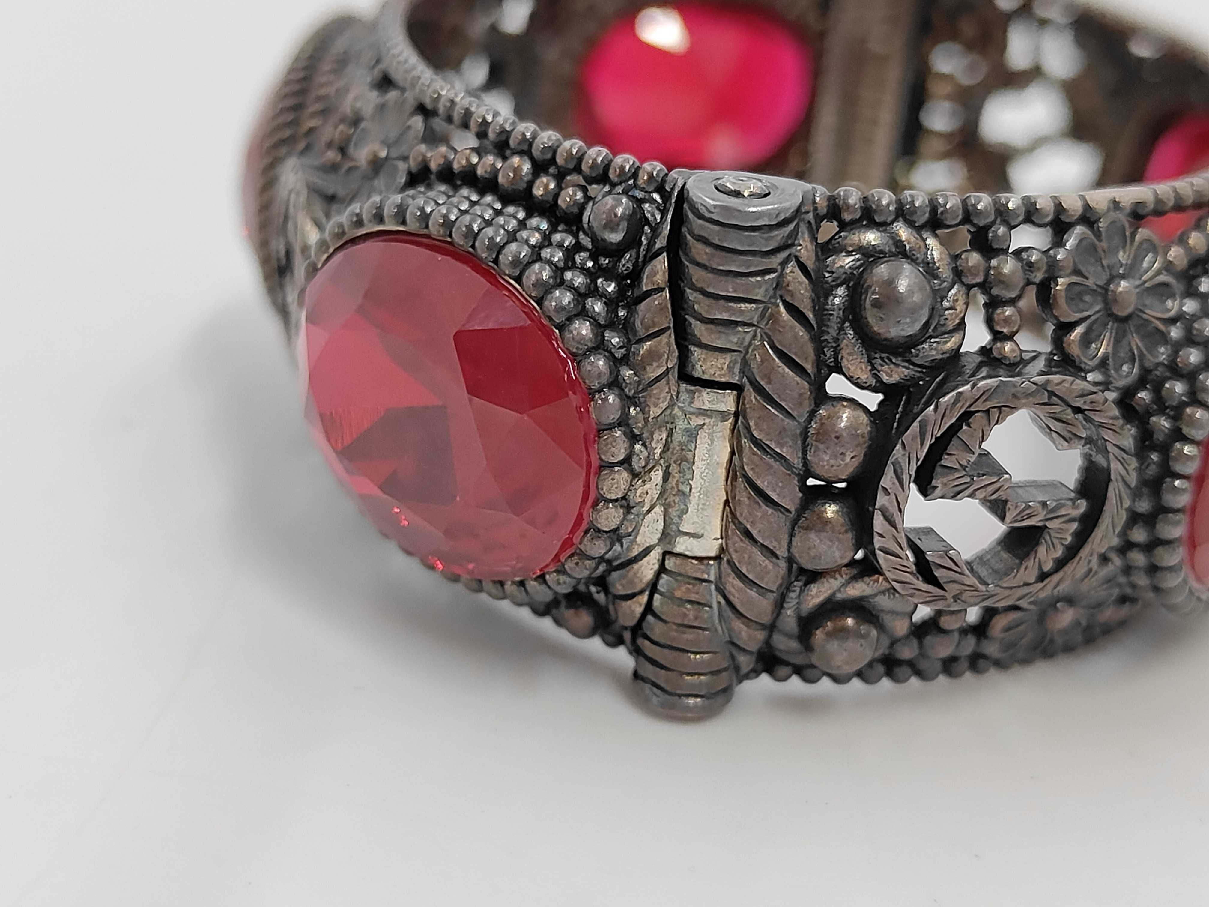 Interlocking G Cat Head Bracelet/Bangle — view 6