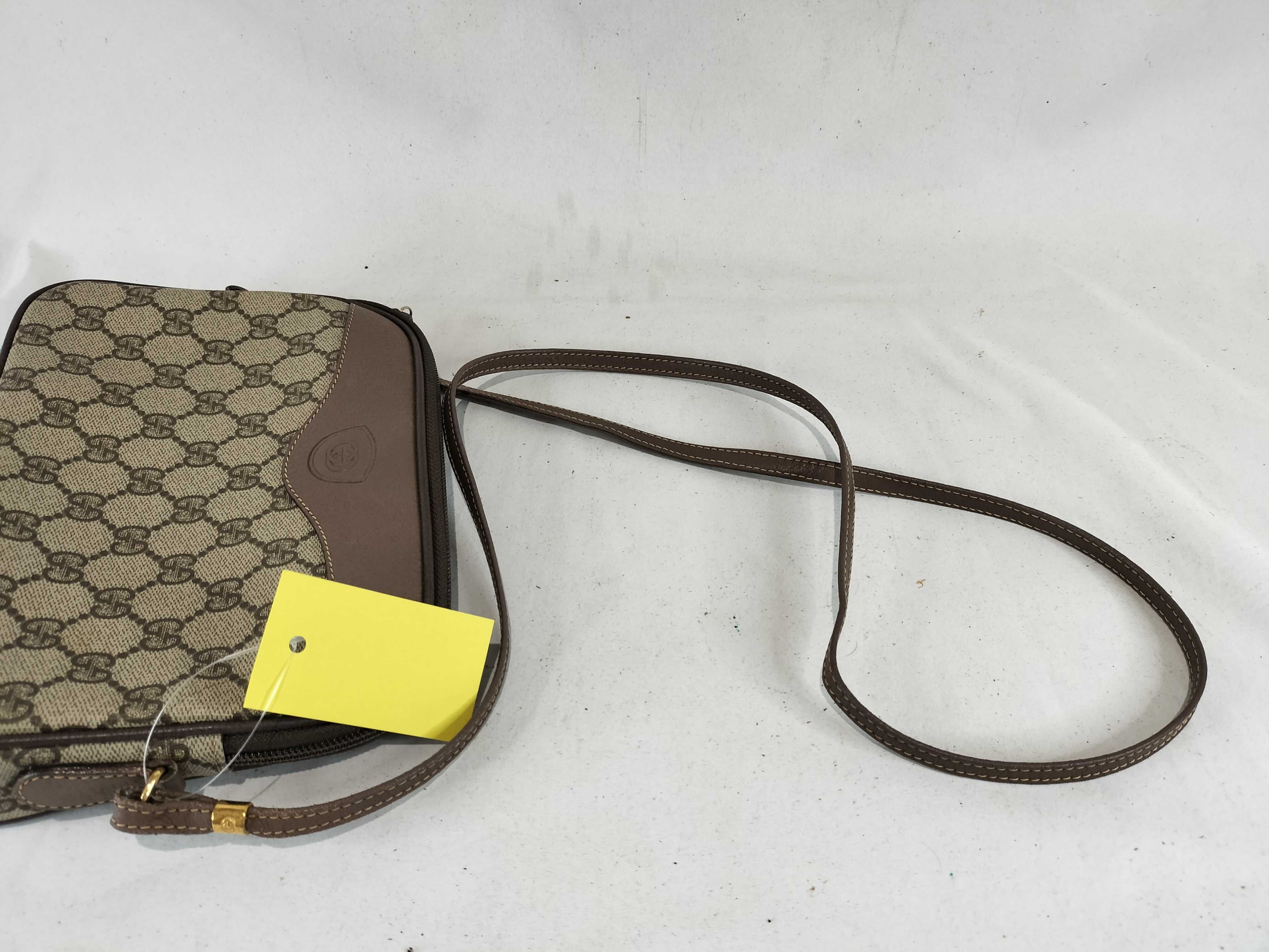 GG Supreme 007.115.6428 Shoulder Bag — view 4