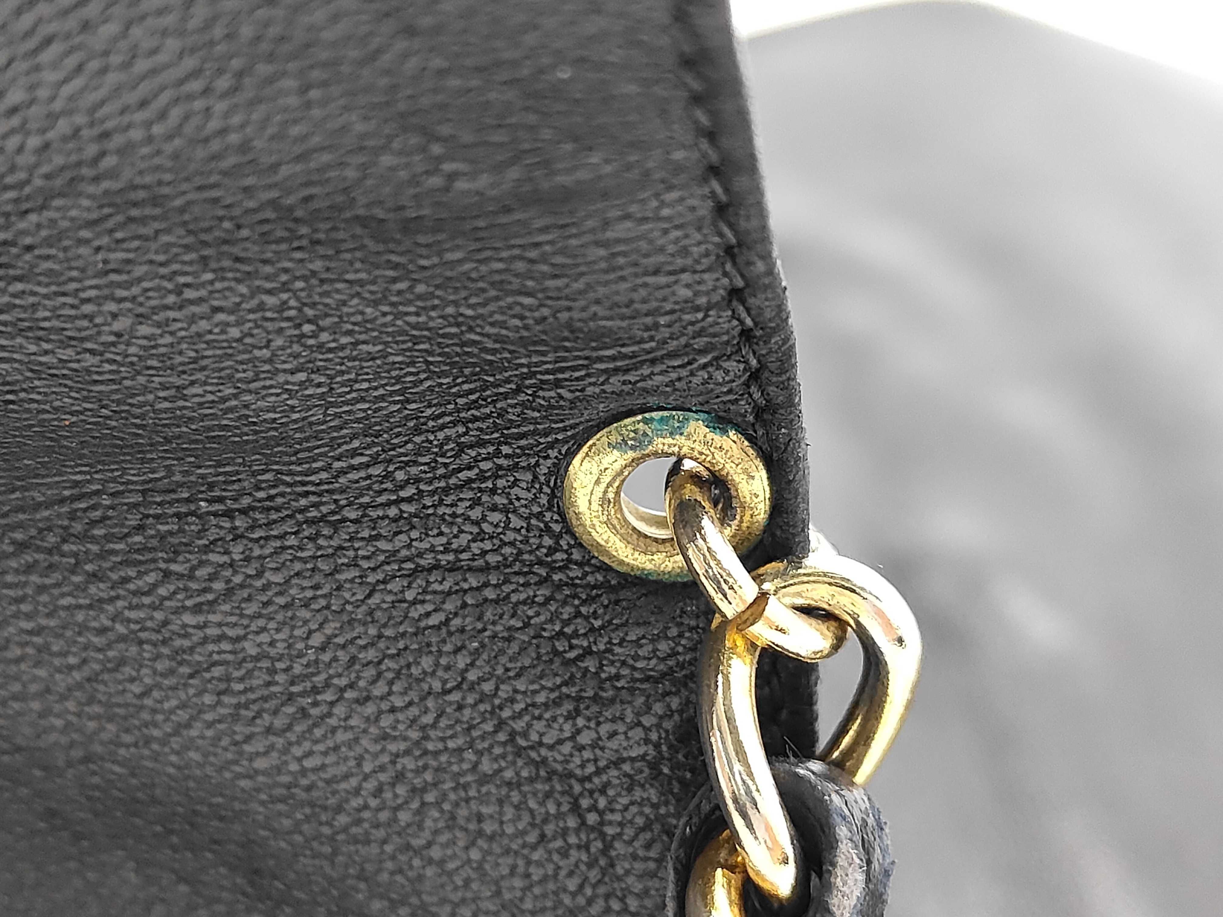 Matelassé Chain Shoulder Bag, Lambskin, Gold Hardware, 1102917, Coco Mark Shoulder Bag — view 9