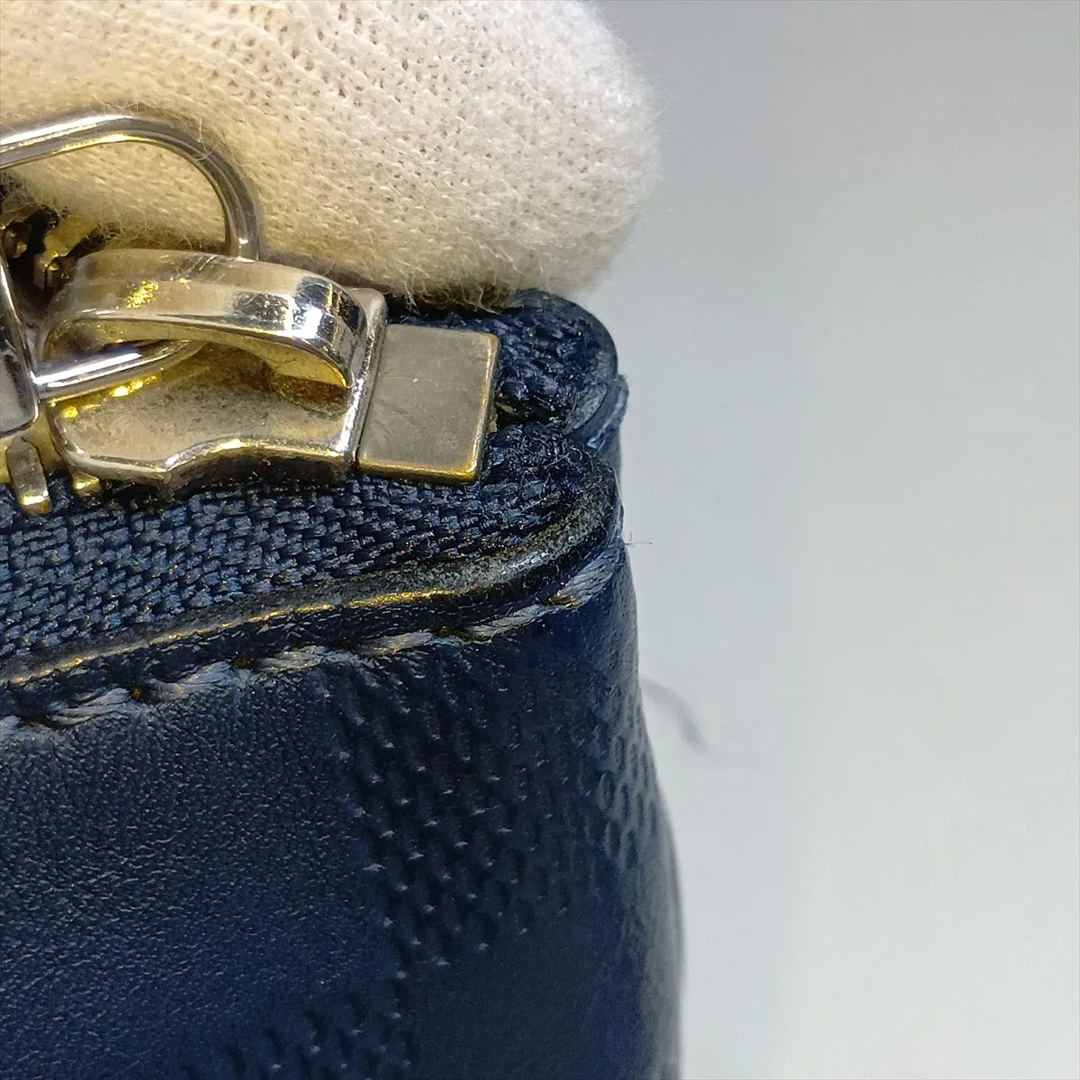 Damier Graphite x Damier Infini Trio Messenger Bag N40438 Blue (RFID detected) — view 14