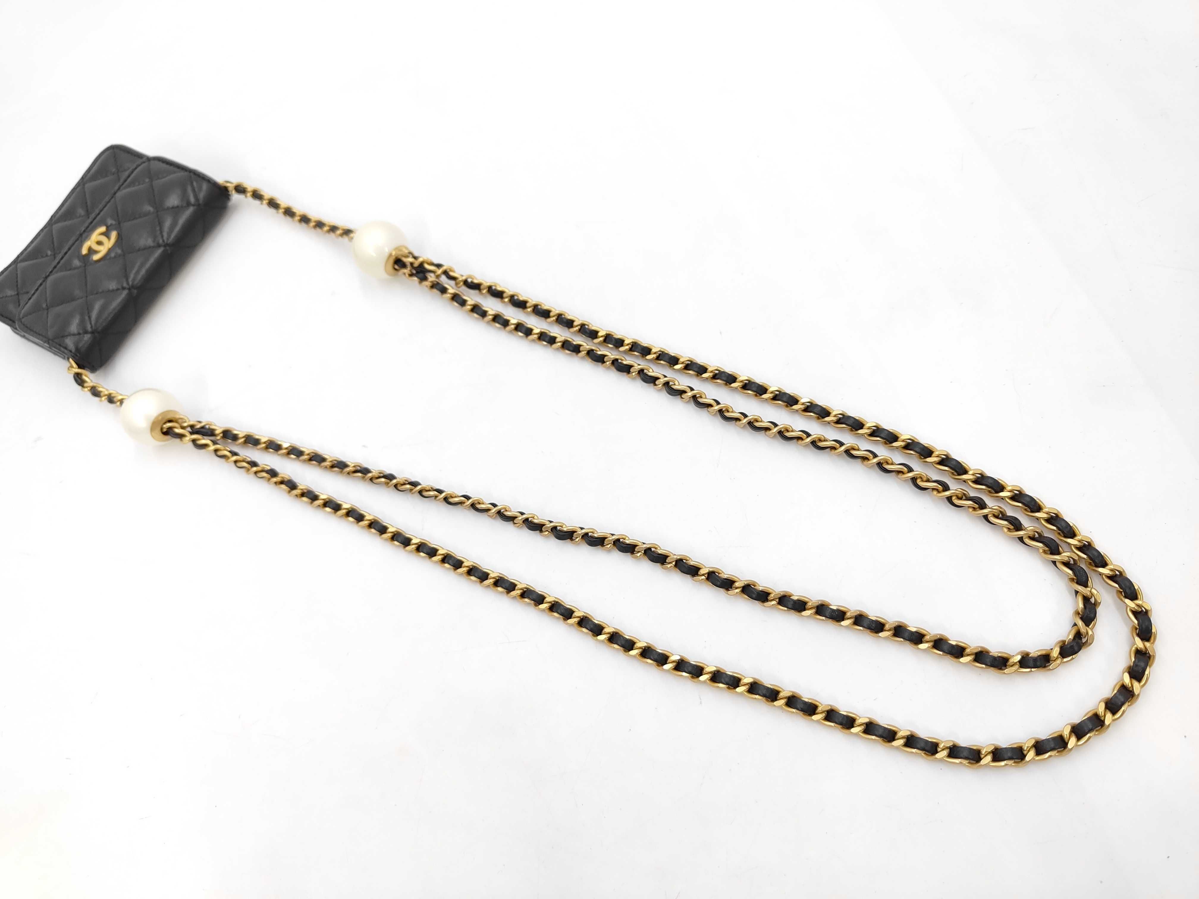 AP4010 Matelassé Coco Mark Mini Bag Pearl Ball Chain Shoulder Bag — view 3