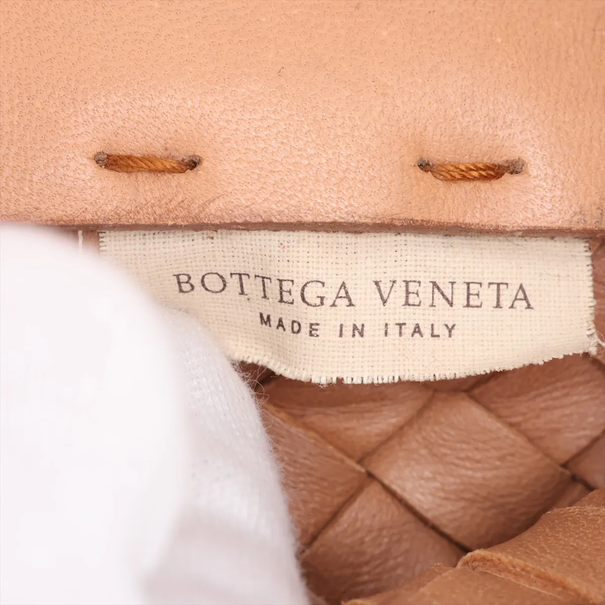 Intrecciato Cabas MM Leather Tote Bag, Beige — view 9