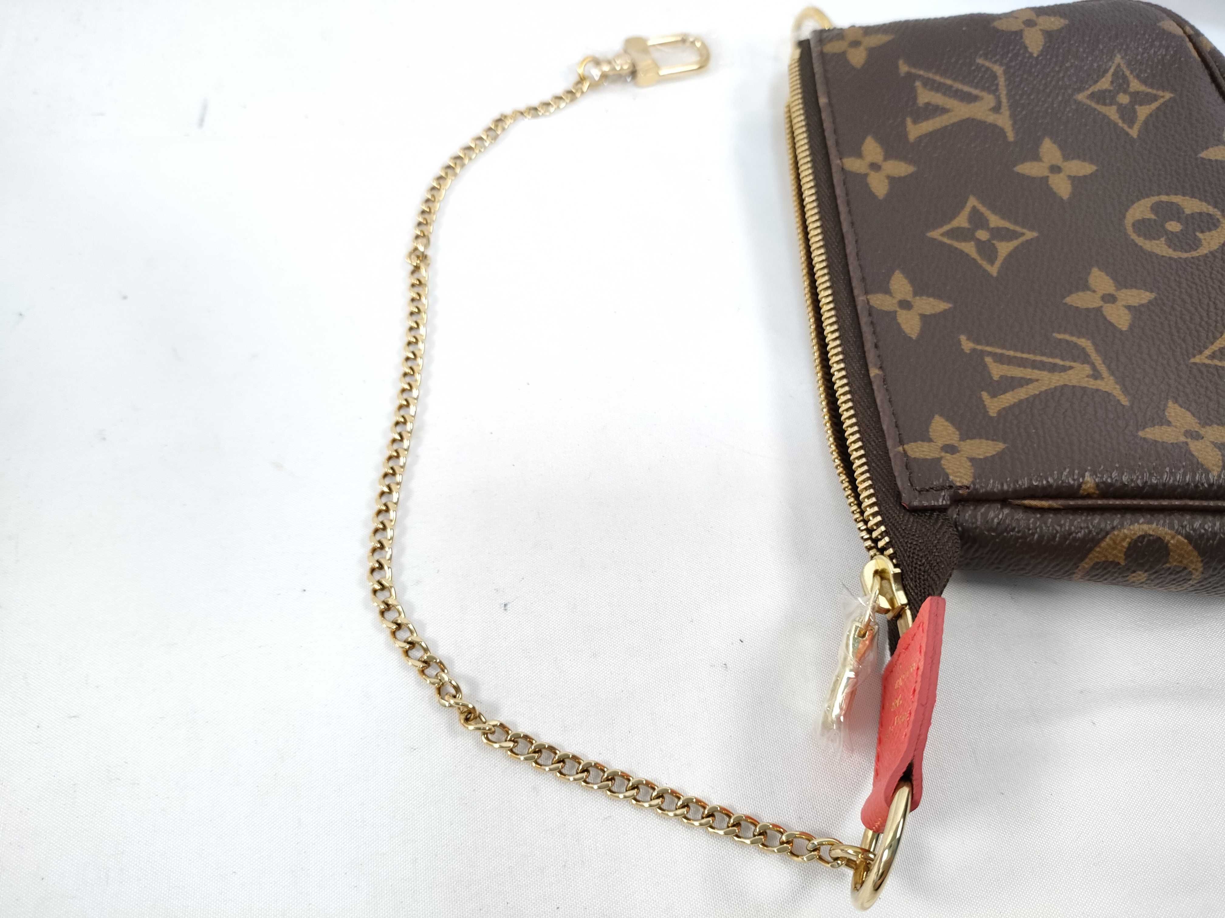 Monogram Louis Vuitton Pouch — view 14