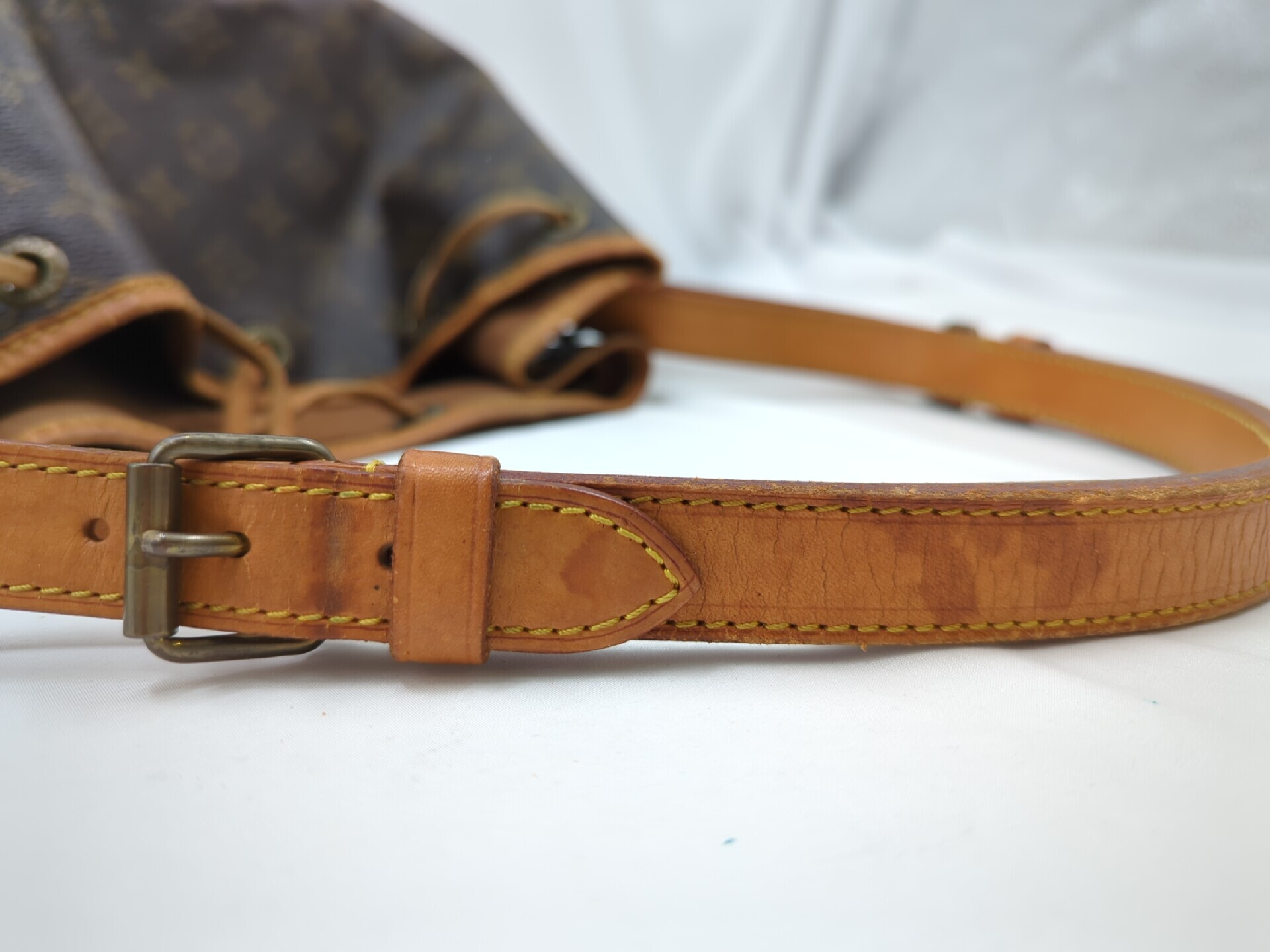 M42224 Monogram Noé Handbag — view 9