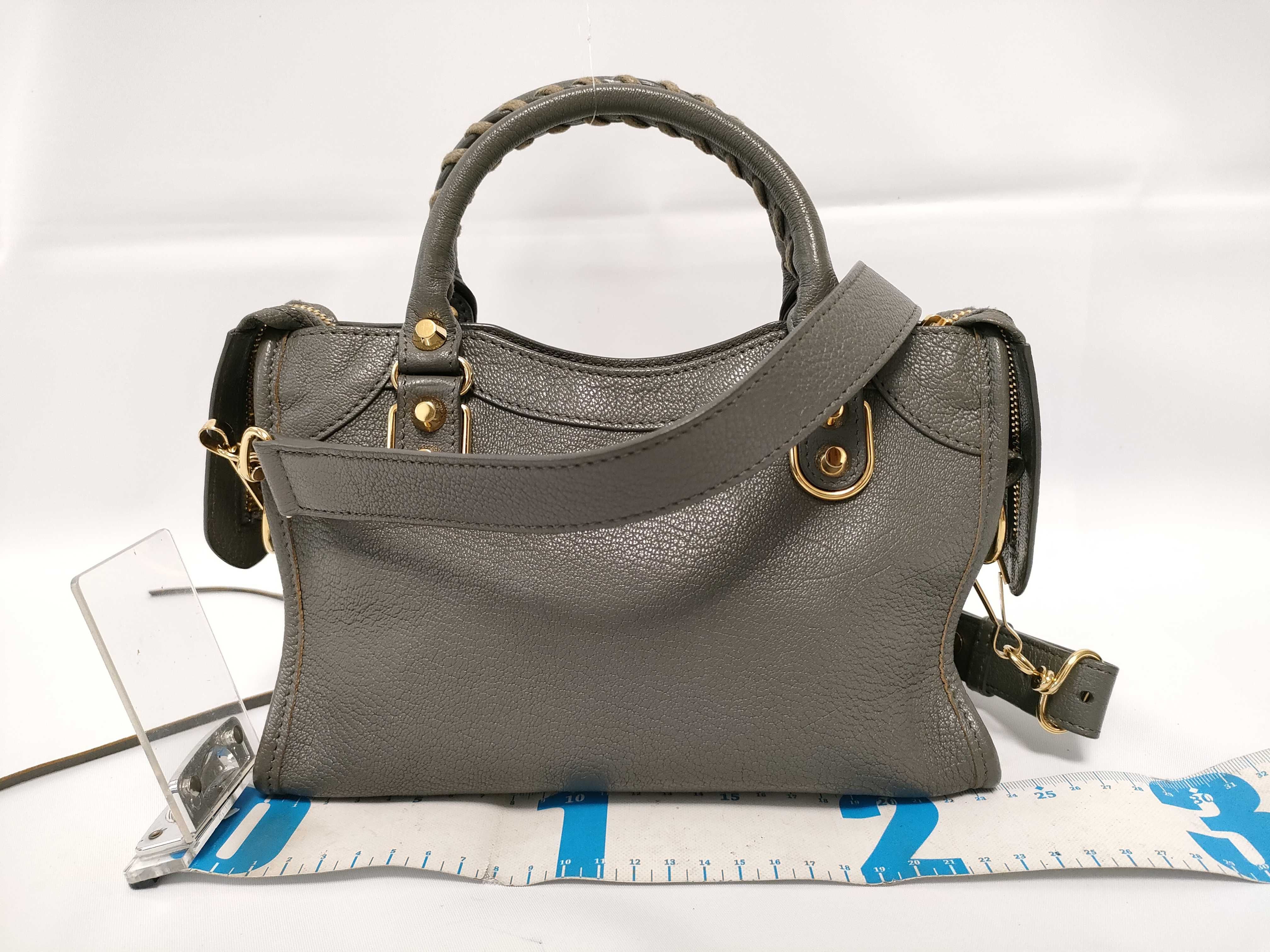 ID- Classic Metallic Edge Mini City 2-way Shoulder Bag Cowskin Gray Shoulder Bag — view 2