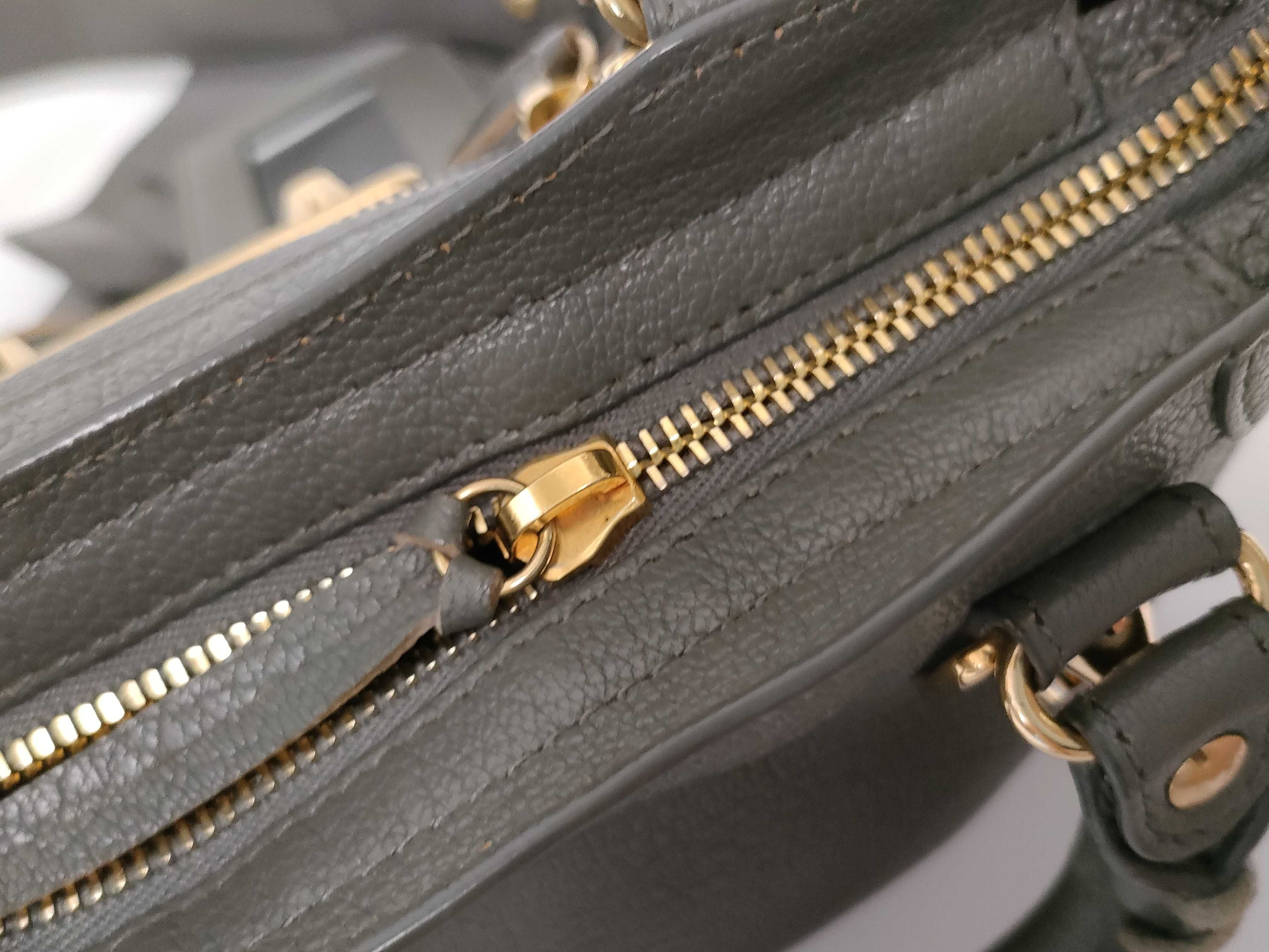 ID- Classic Metallic Edge Mini City 2-way Shoulder Bag Cowskin Gray Shoulder Bag — view 8