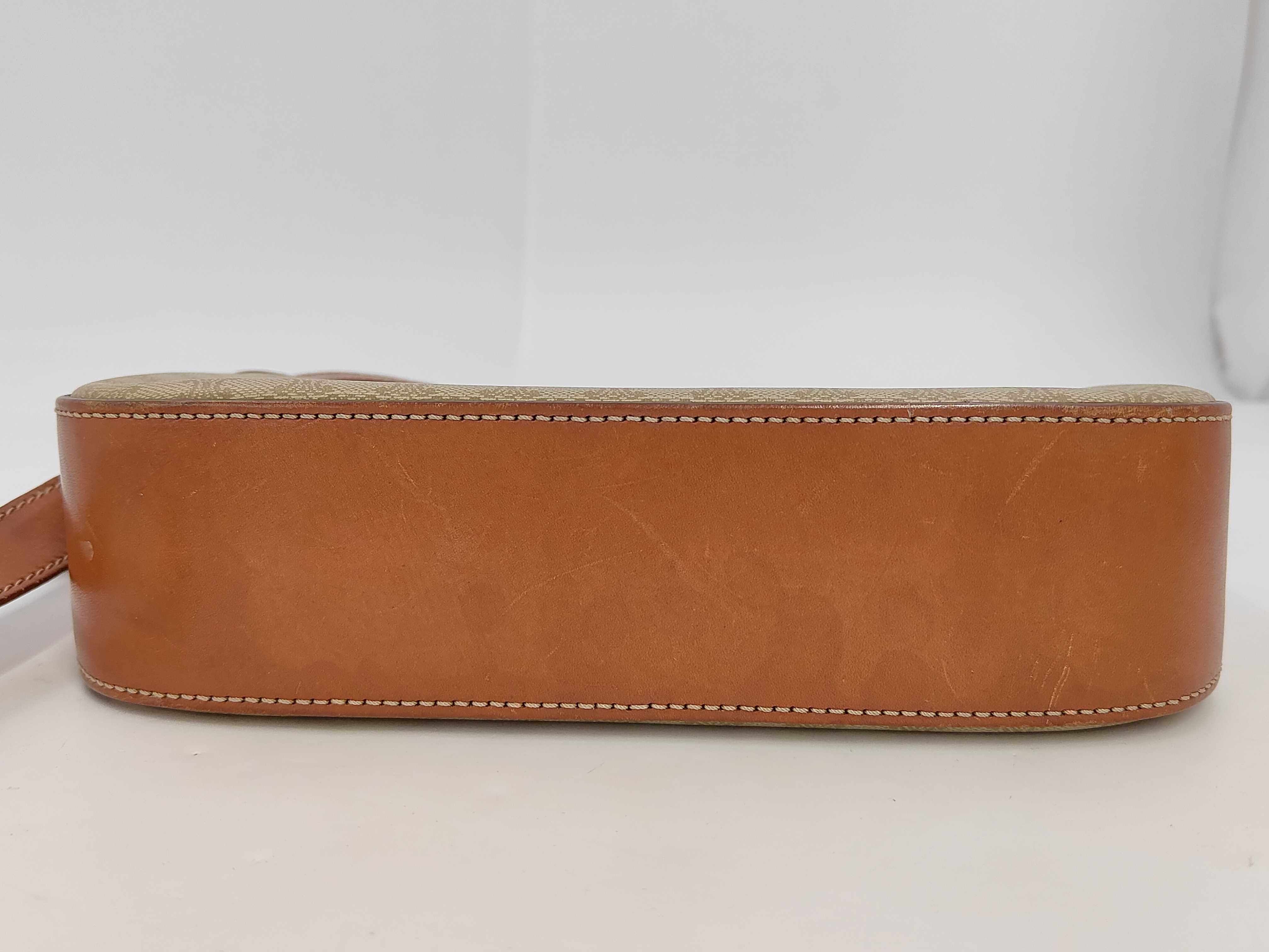 Macadam pattern logo shoulder bag — view 7