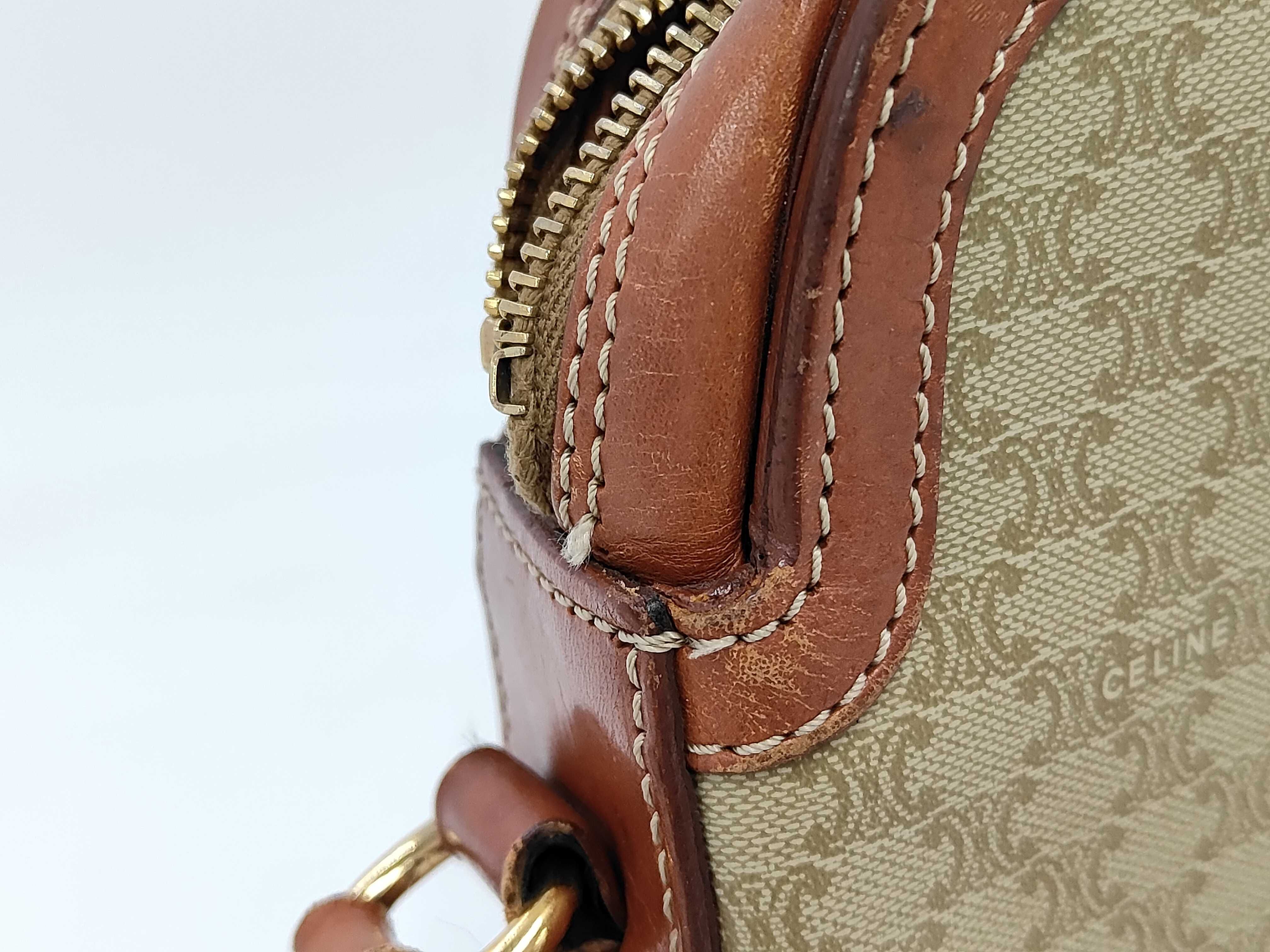 Macadam pattern logo shoulder bag — view 10