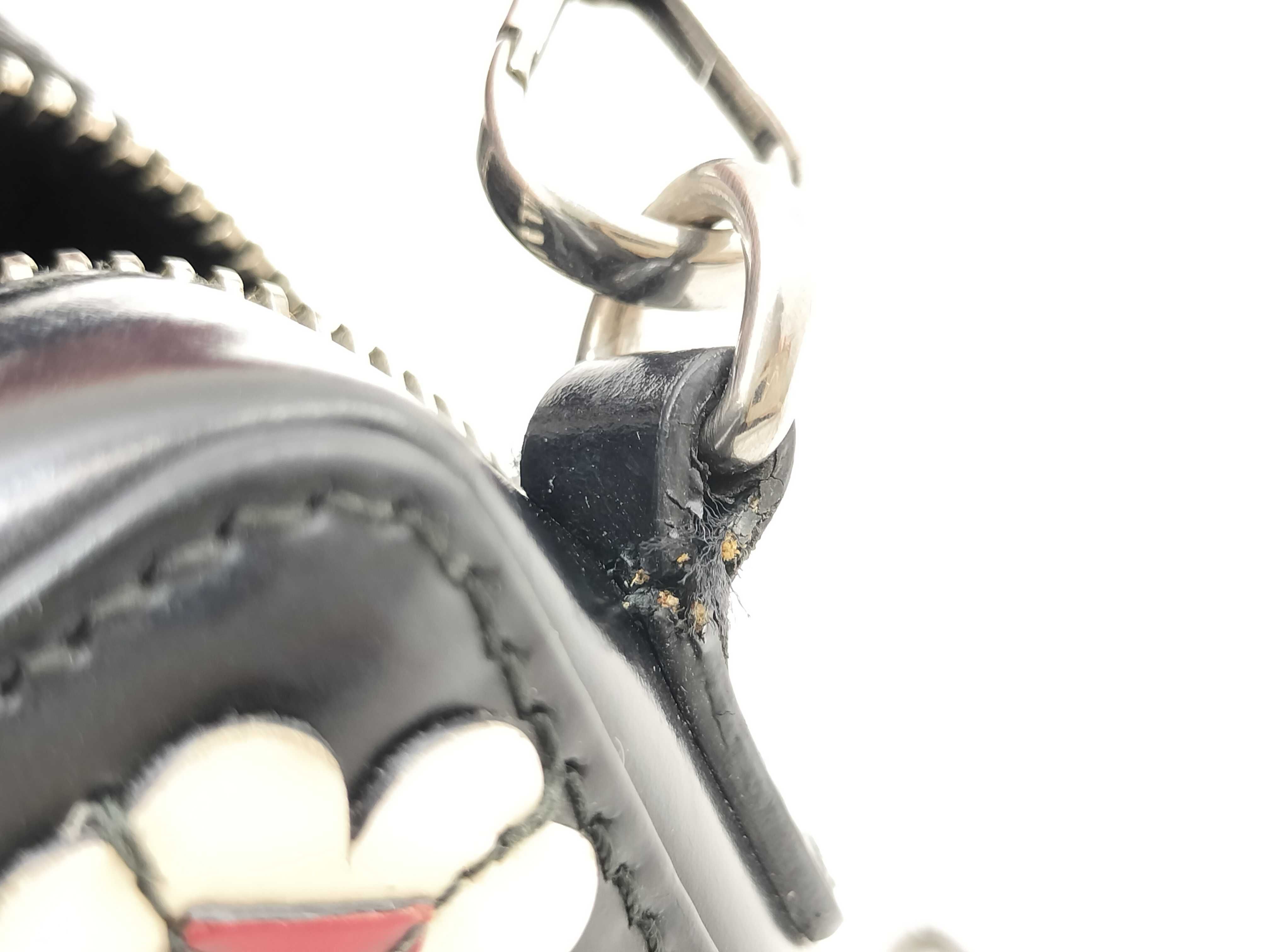 camera shoulder bag — view 15