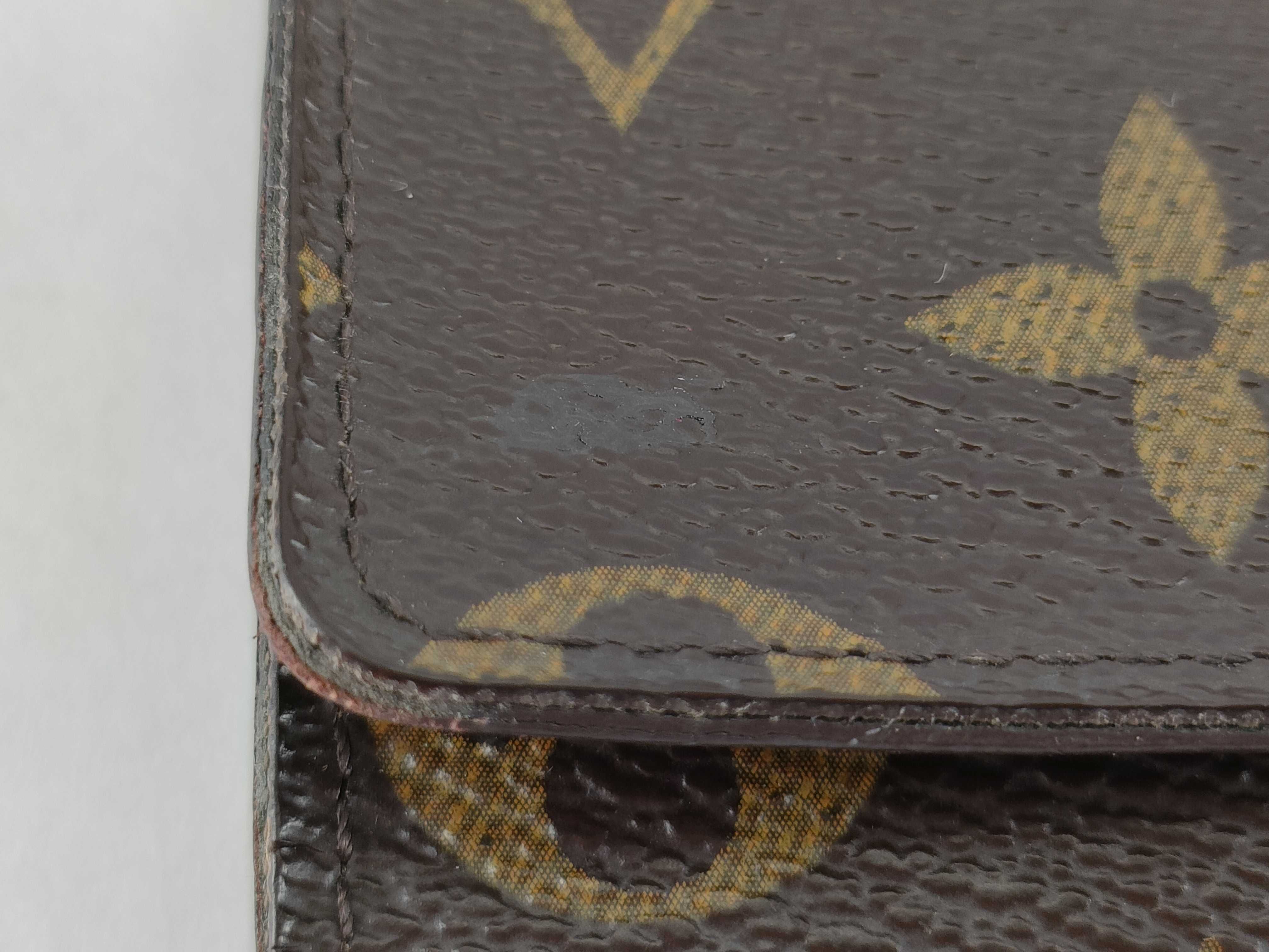 Monogram Louis Vuitton Monogram 6-ring Key Case — view 11
