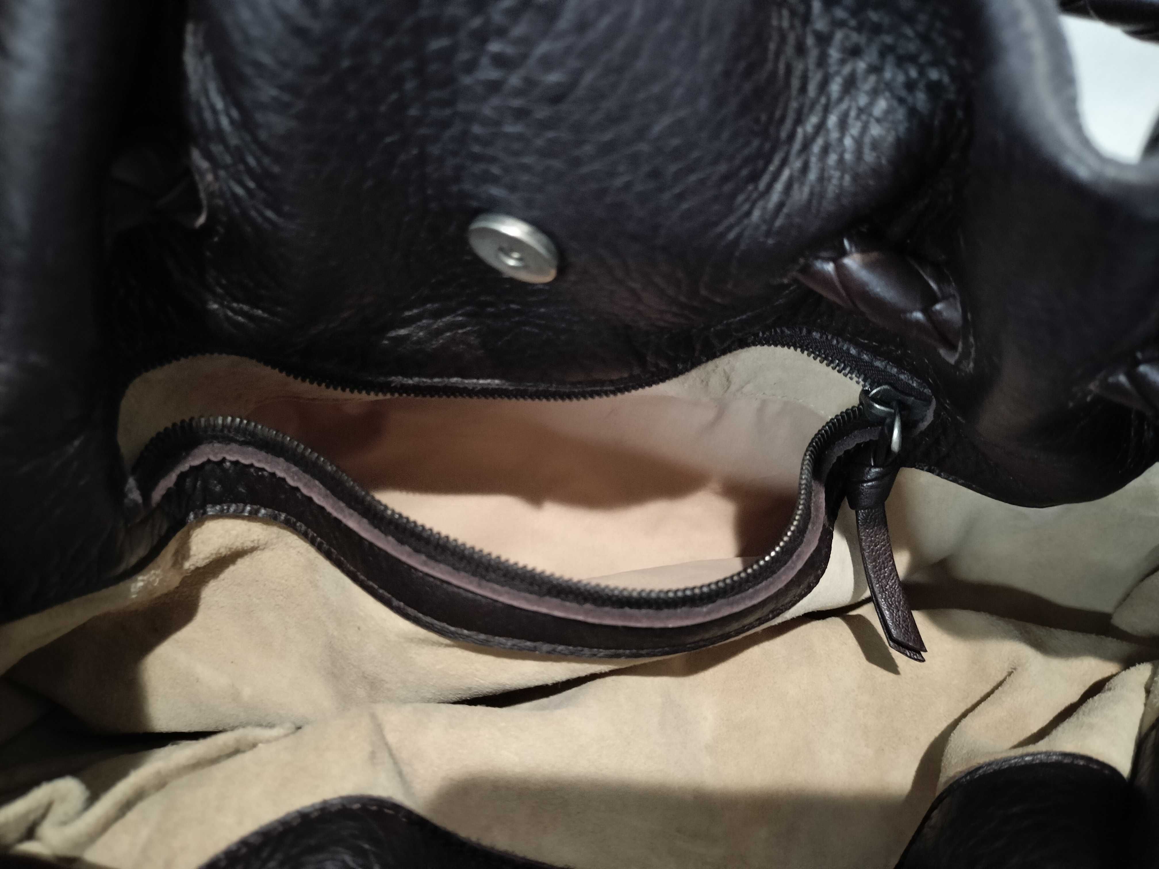 Intrecciato Hobo Handbag — view 10