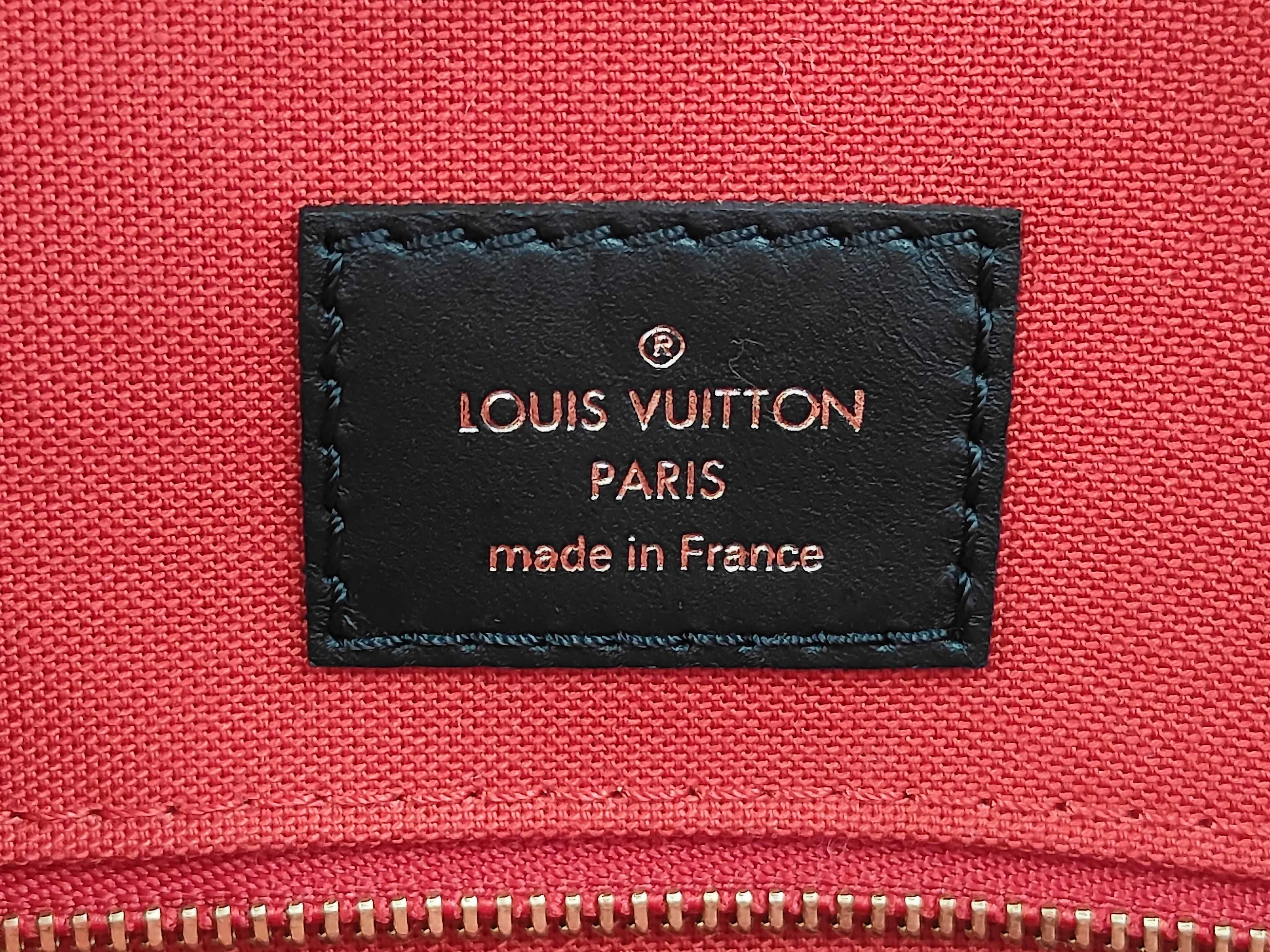 OnTheGo Handbag Monogram Giant Reverse Tote Bag — view 12