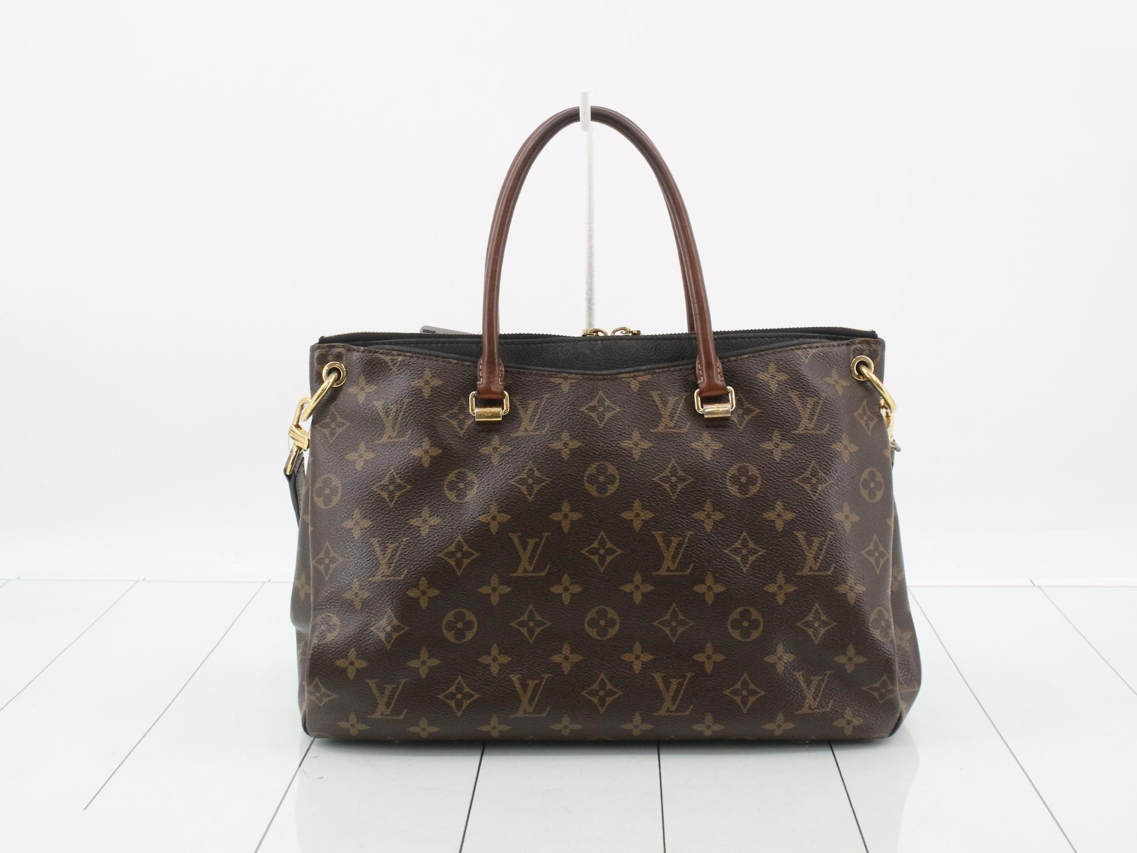 Pallas with shoulder strap — view 2