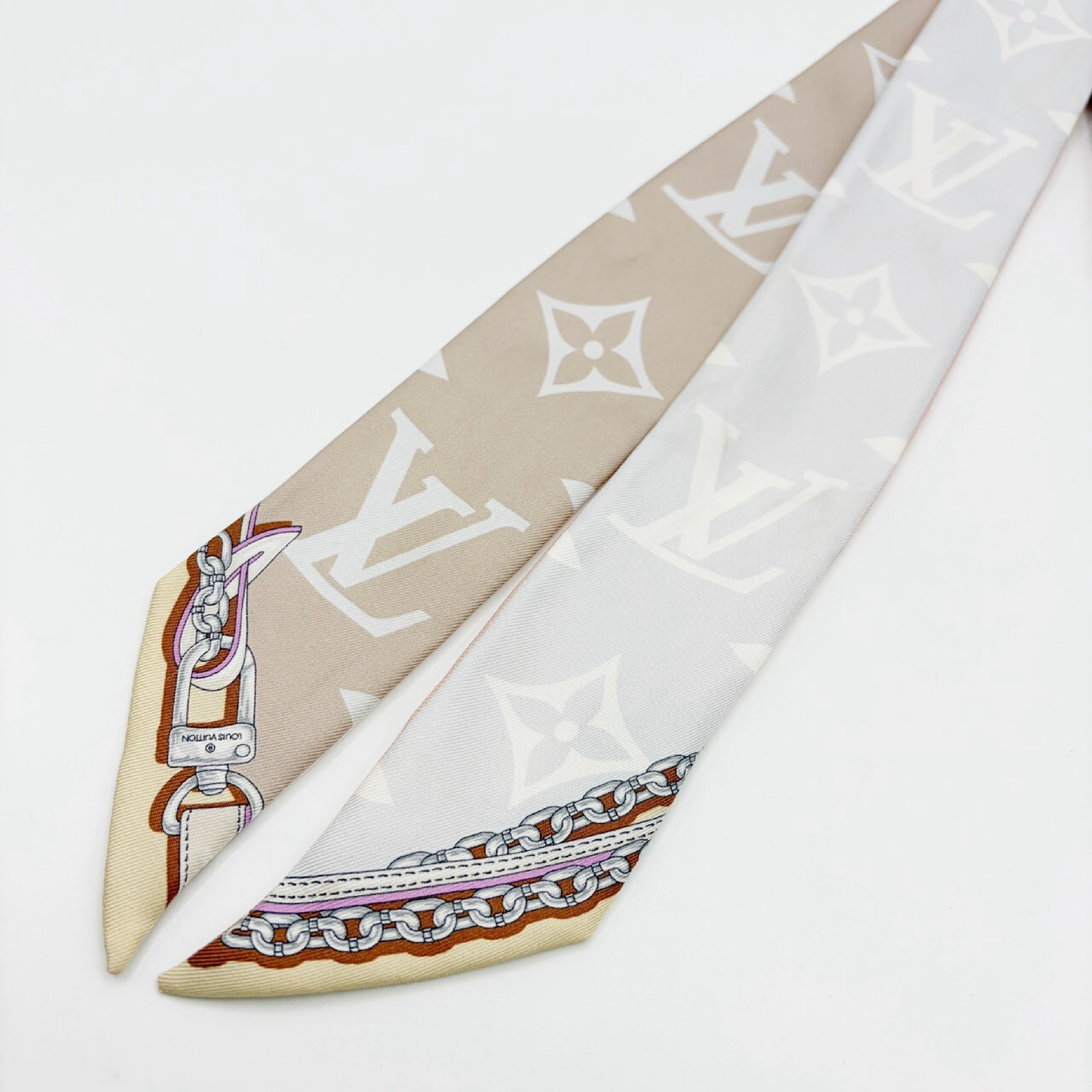 Bandeau BB Ultimate Scarf and other accessories — view 3