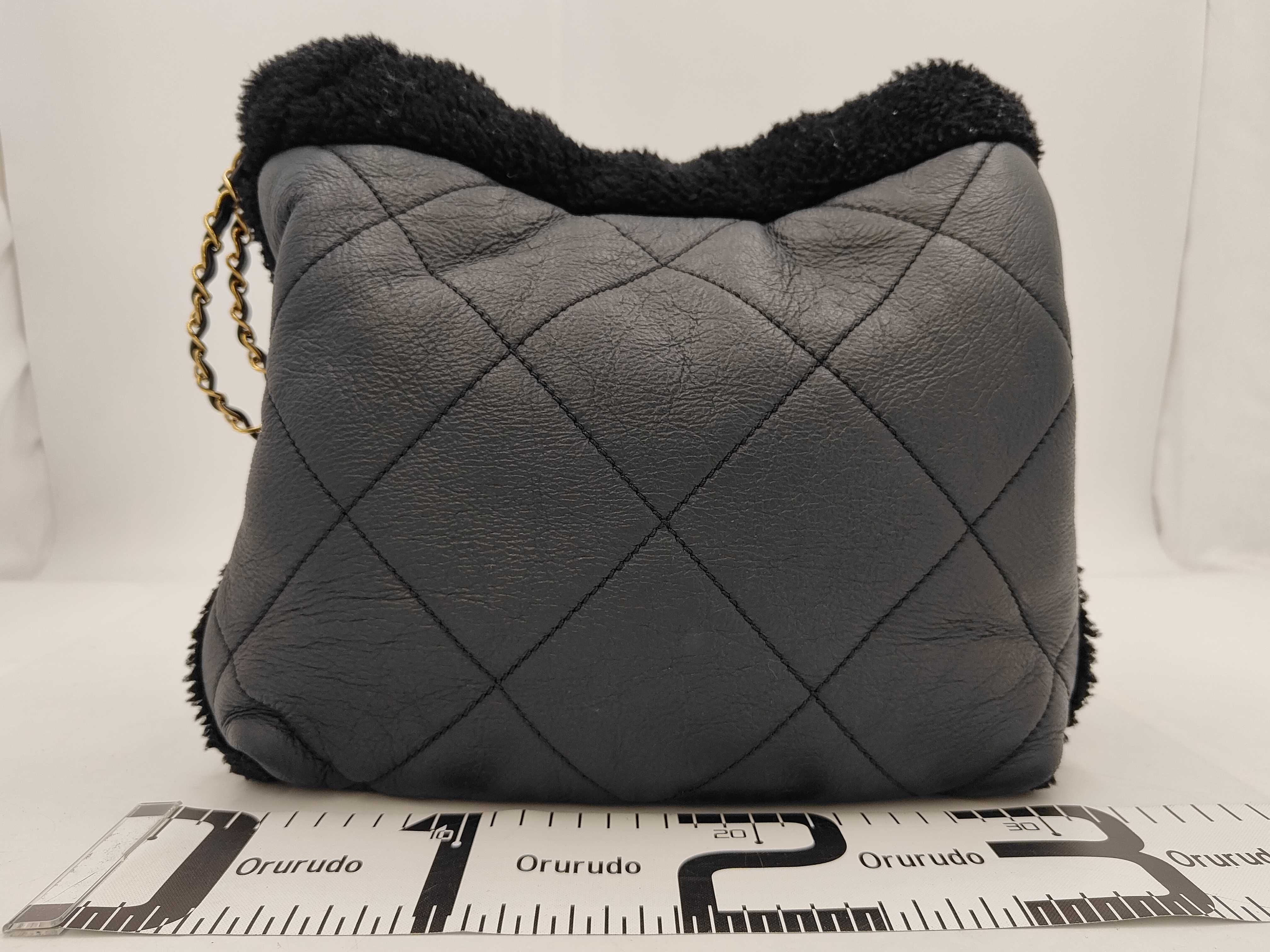 Lambskin 22 Logo Small Boa Shearling Aged Shoulder Bag — view 2