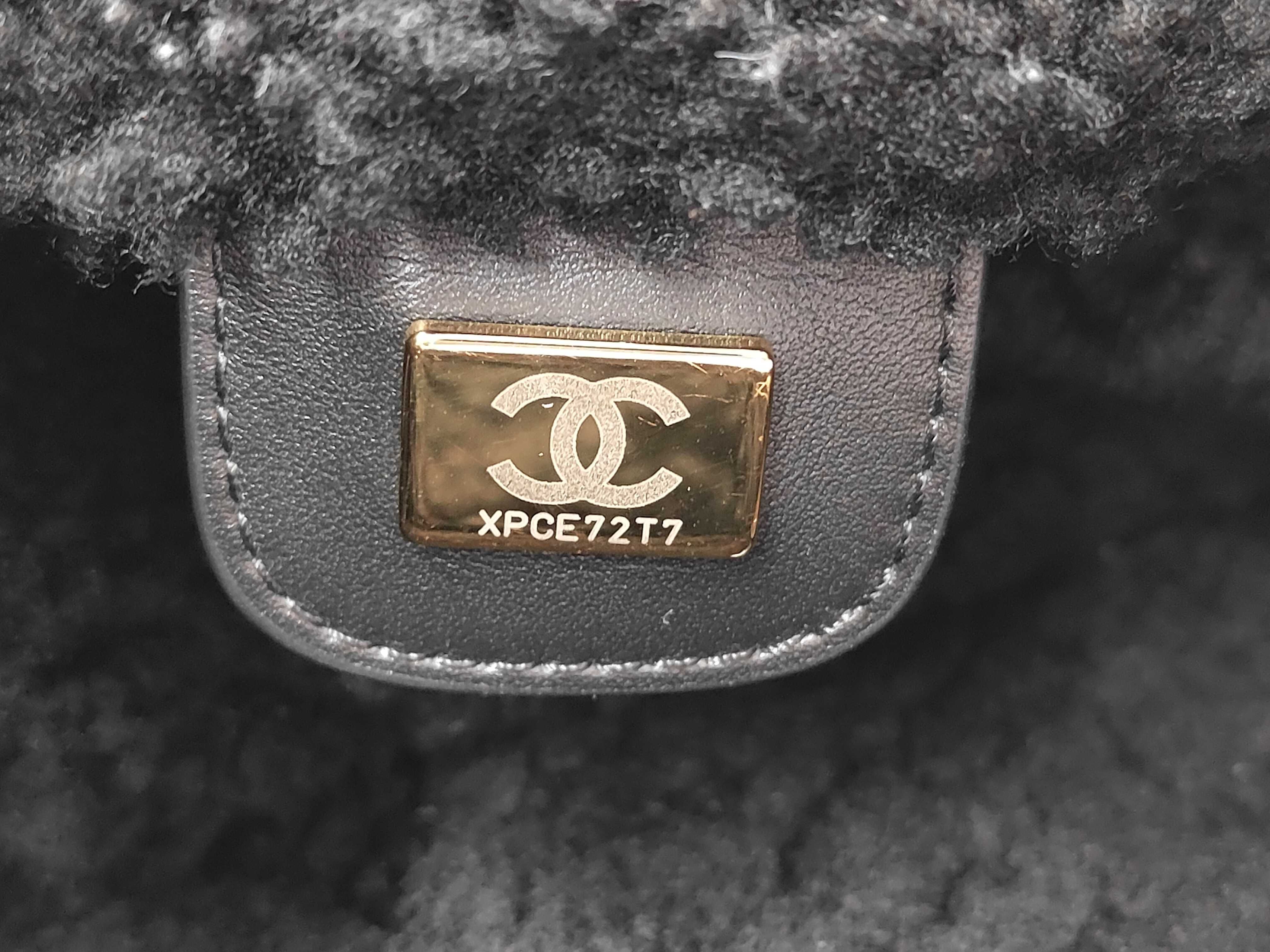 Lambskin 22 Logo Small Boa Shearling Aged Shoulder Bag — view 7
