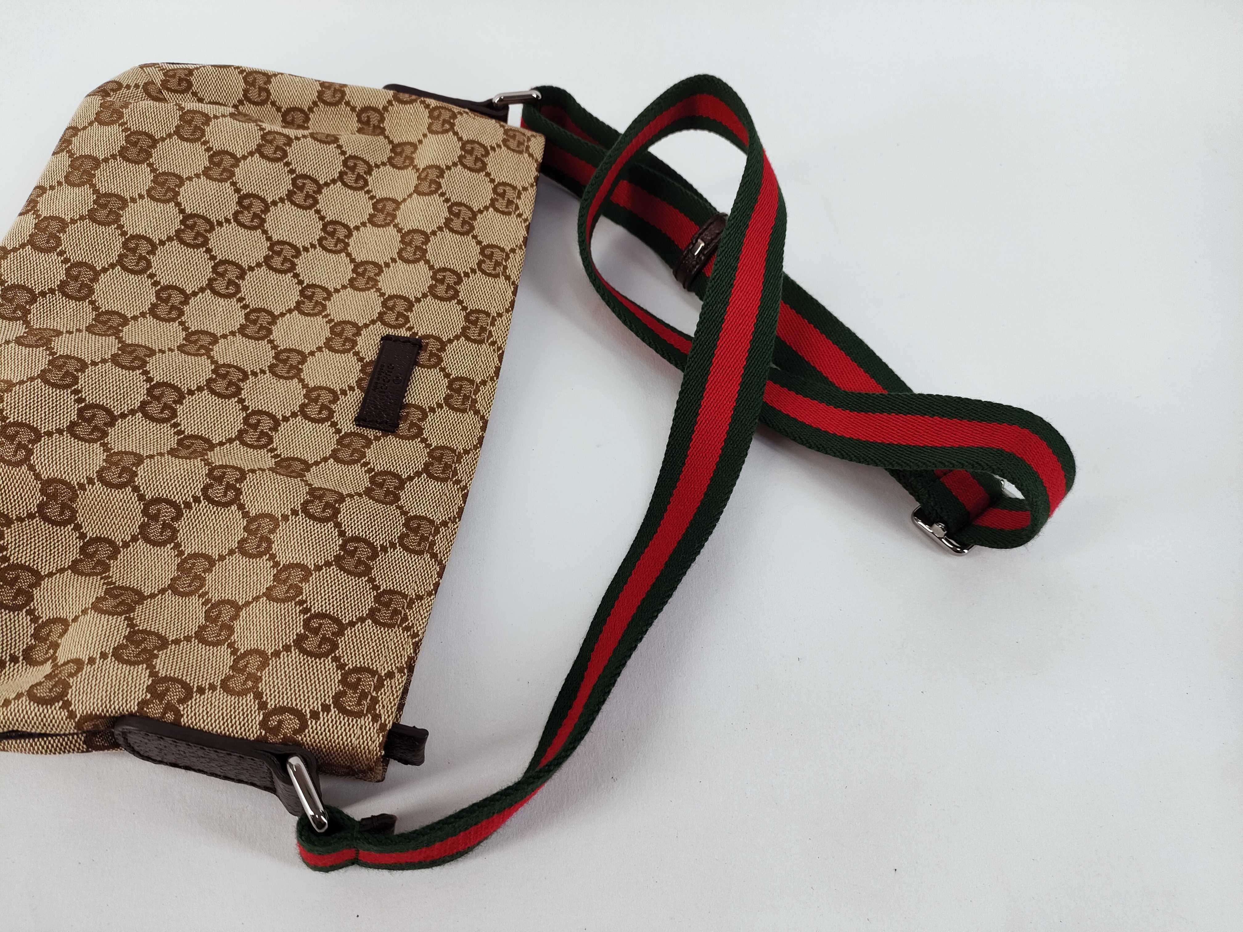GG Supreme Gucci Sherry Line Shoulder Bag — view 3