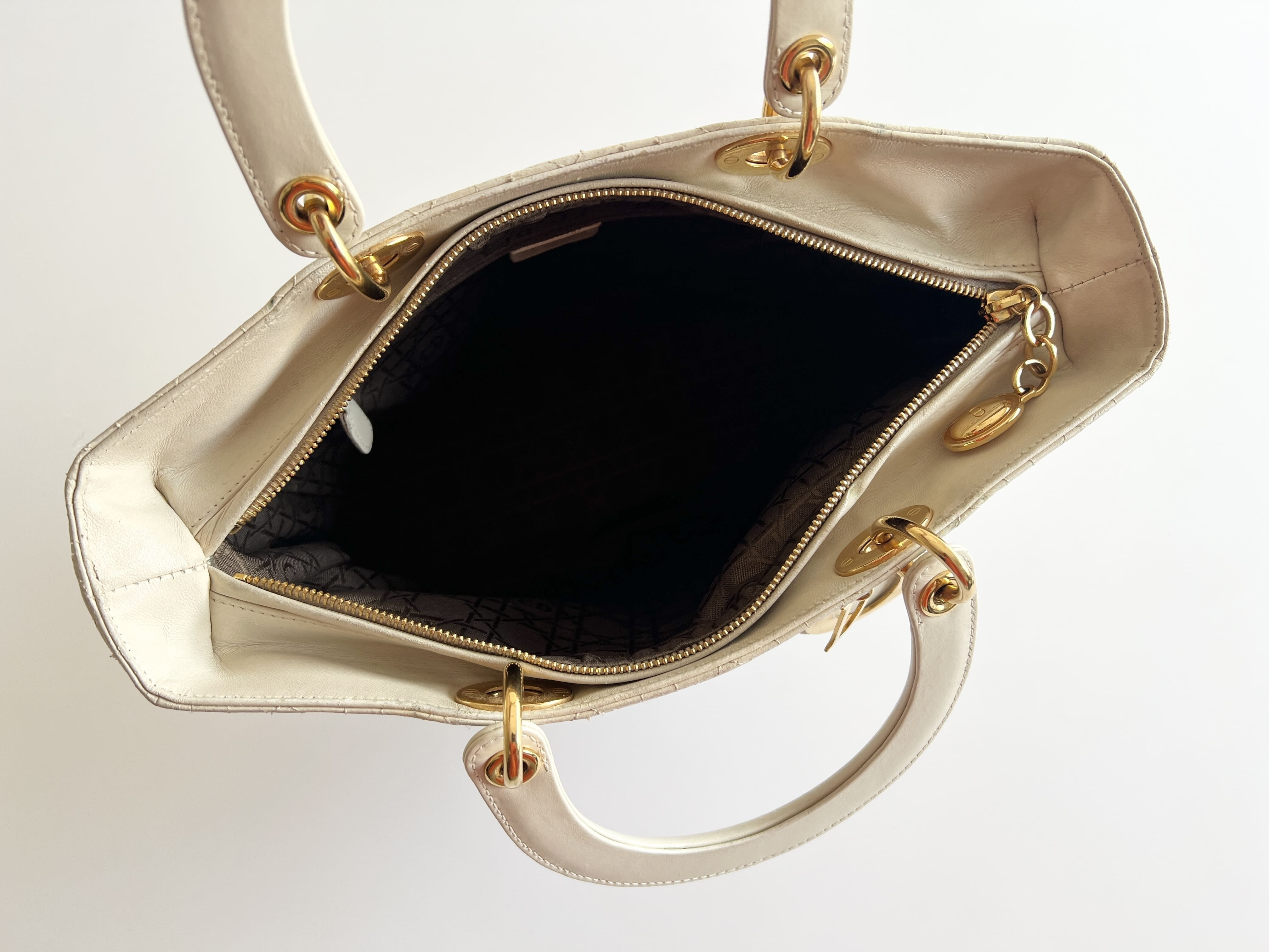 Cannage Leather Lambskin Tote Bag Handbag — view 4
