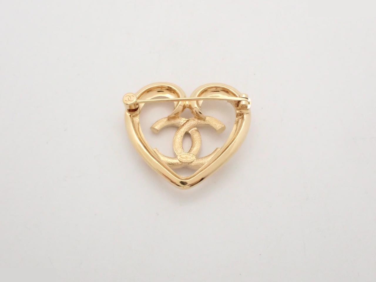 Coco Mark Heart F23C Brooch — view 2