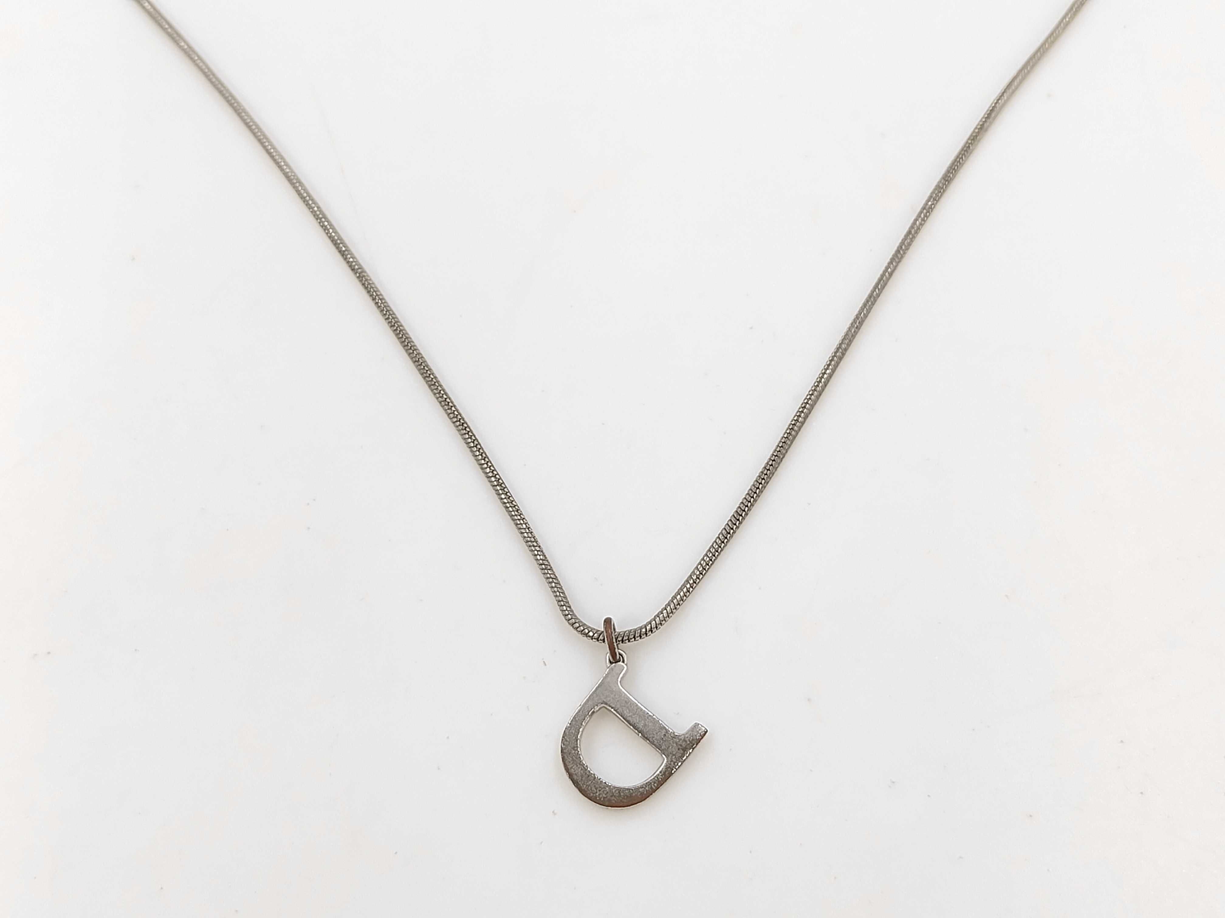 Christian / Necklace — view 2