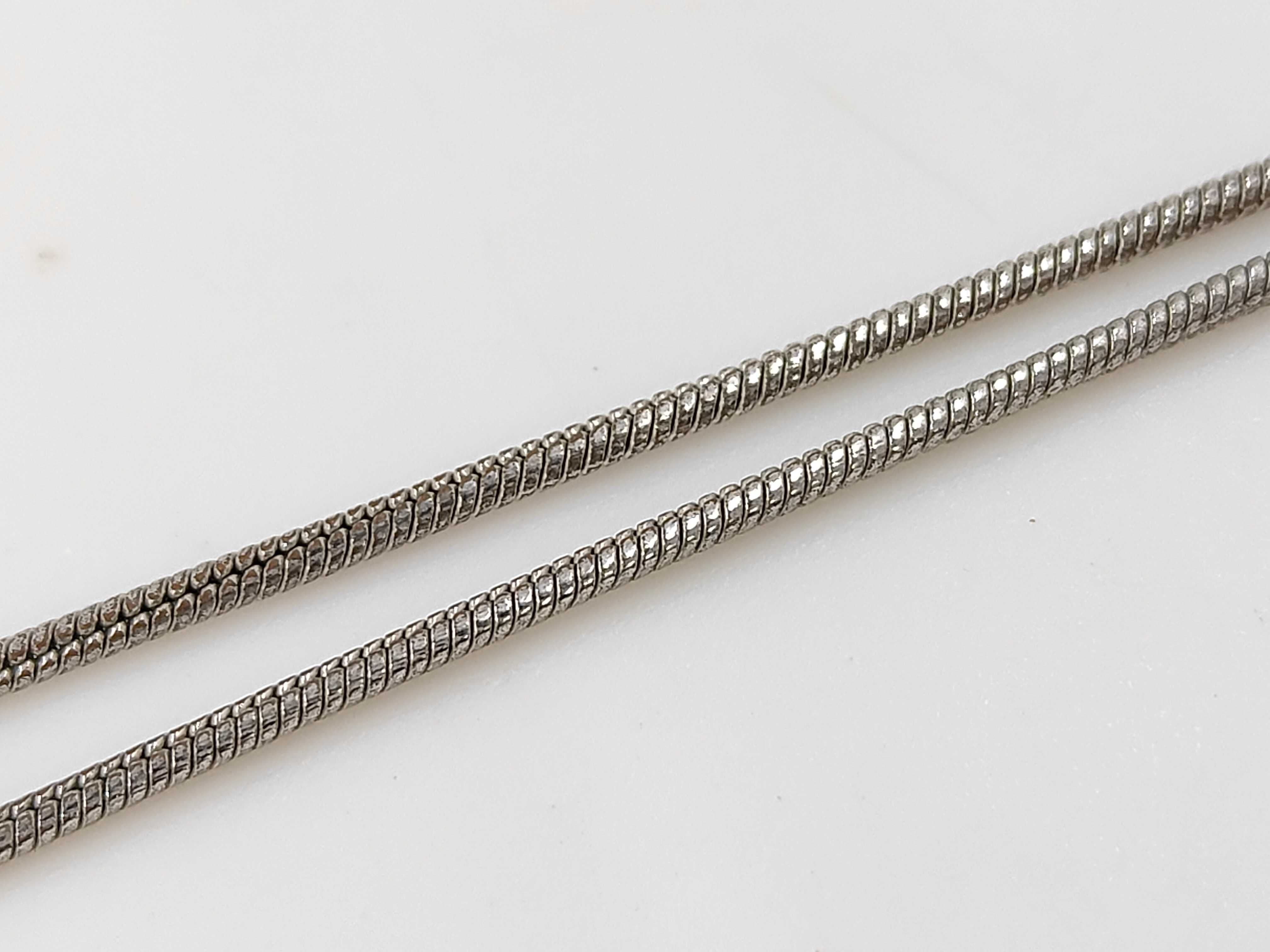 Christian / Necklace — view 4