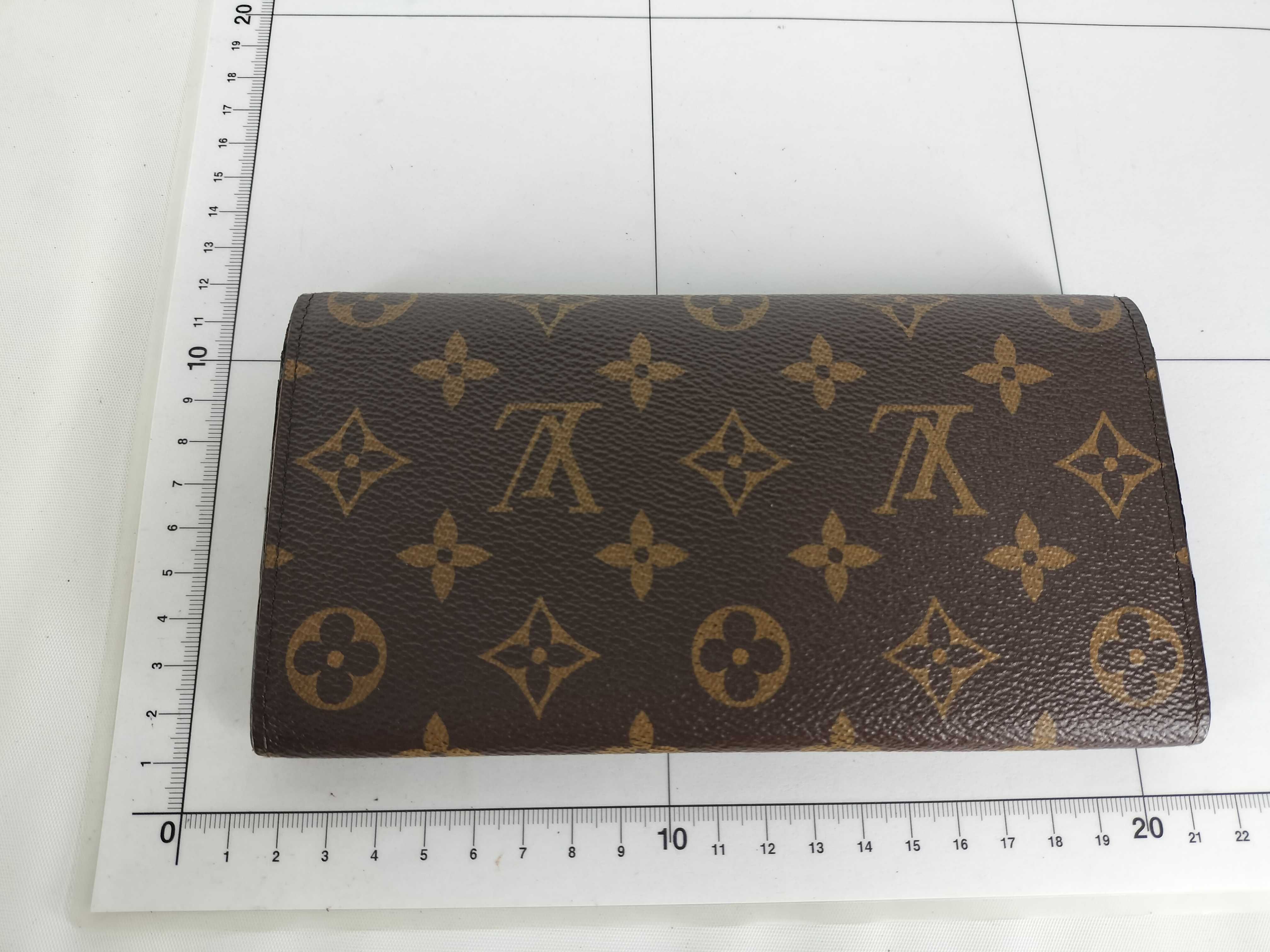 Monogram Portefeuille Emilie Wallet with Initials — view 13