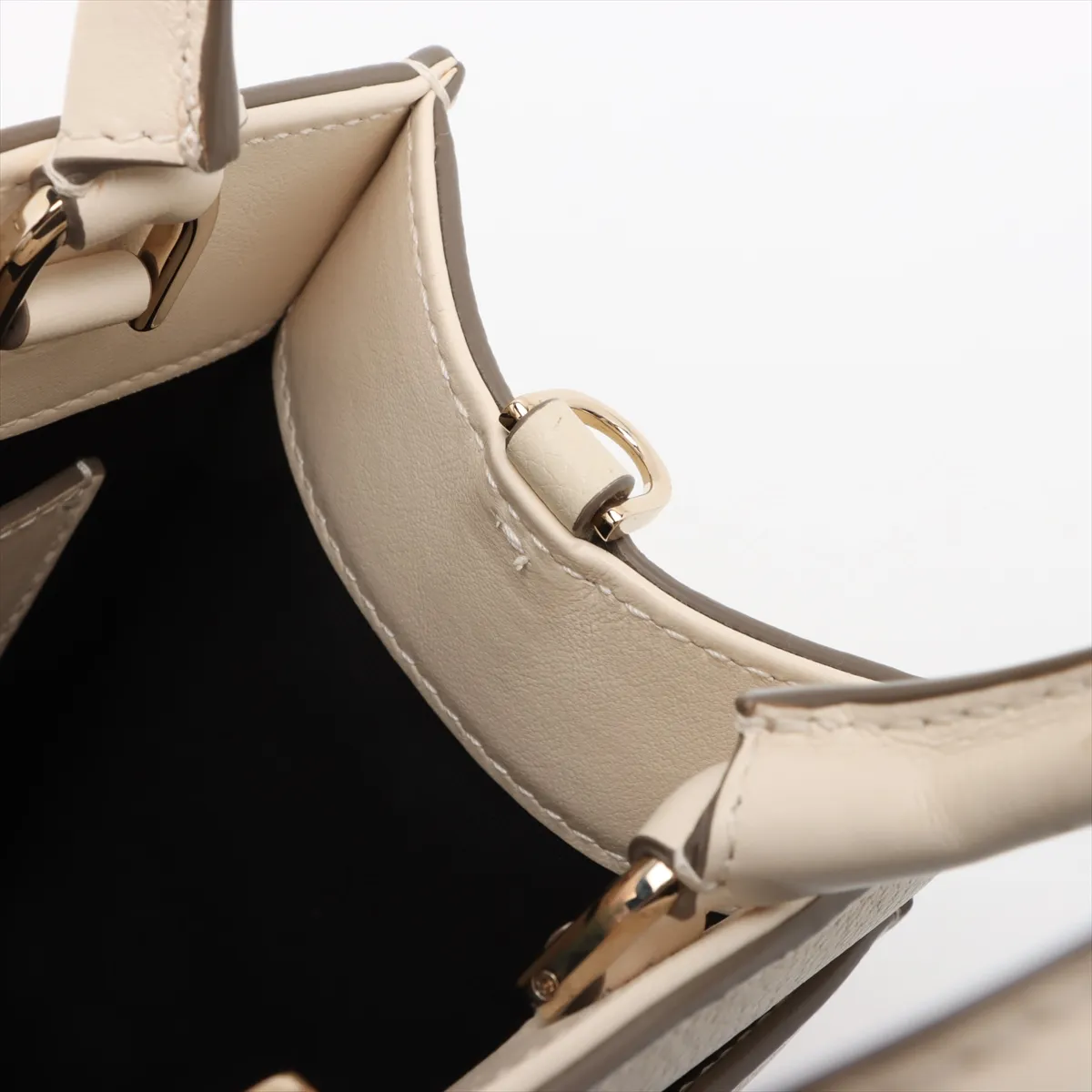 Logo Leather 2WAY Handbag Beige — view 14