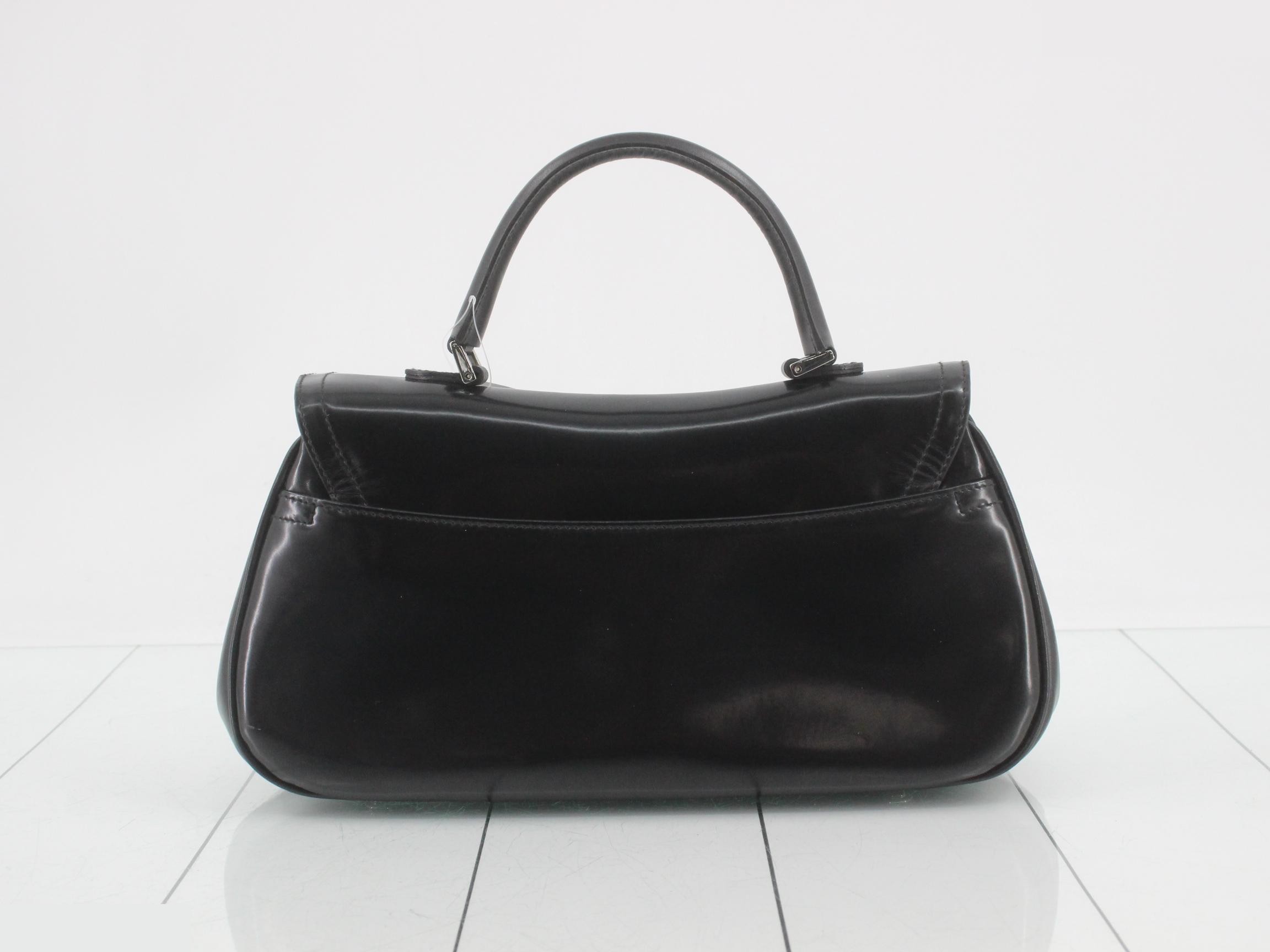 Vintage leather saddle with top handle, black, S-shaped hardware, 30 x 16 x 10 cm — view 2