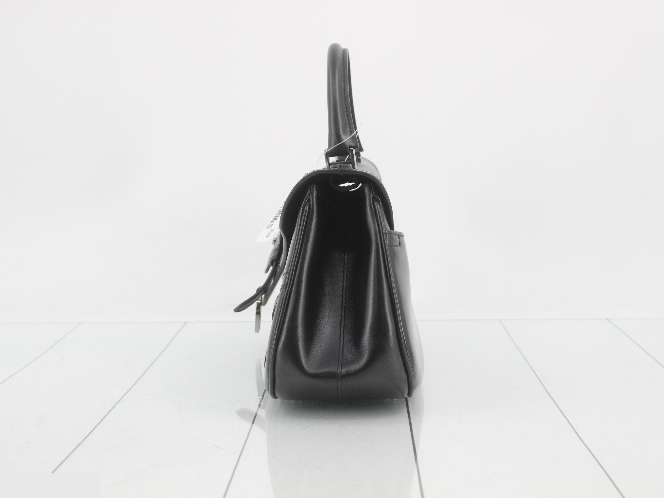 Vintage leather saddle with top handle, black, S-shaped hardware, 30 x 16 x 10 cm — view 3