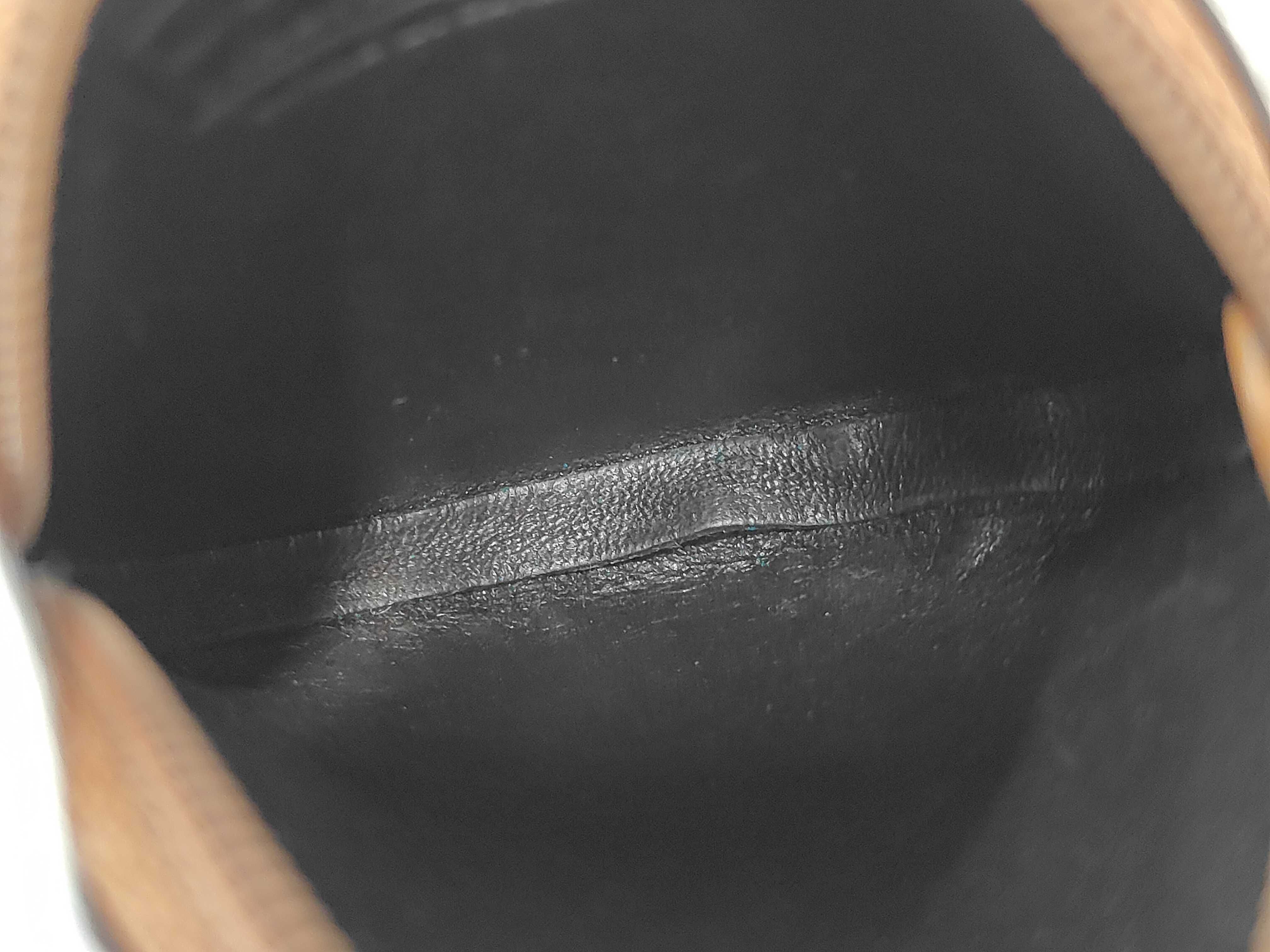 Coin Case — view 6