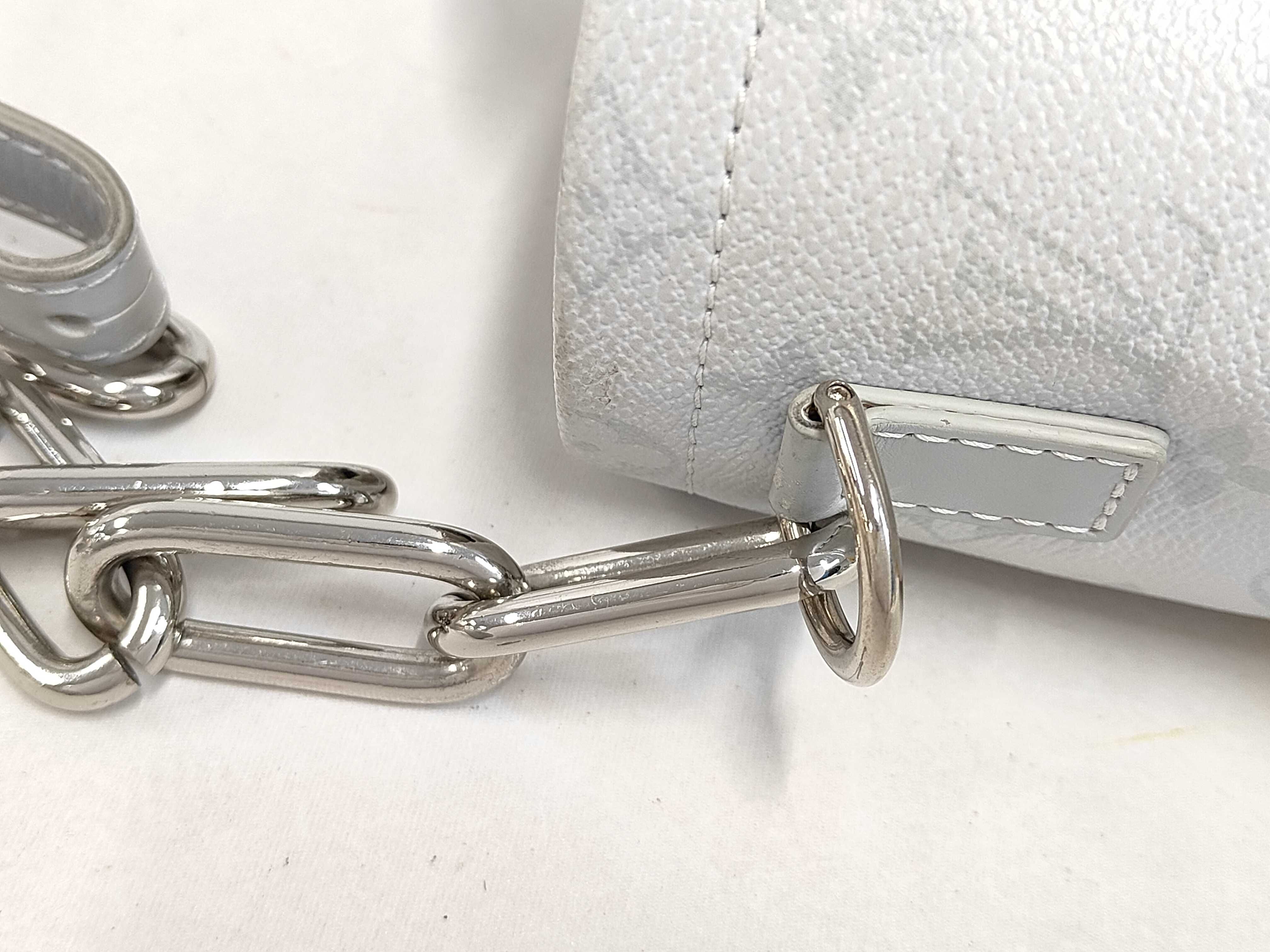 Chalk Sling Bag Shoulder Bag — view 6