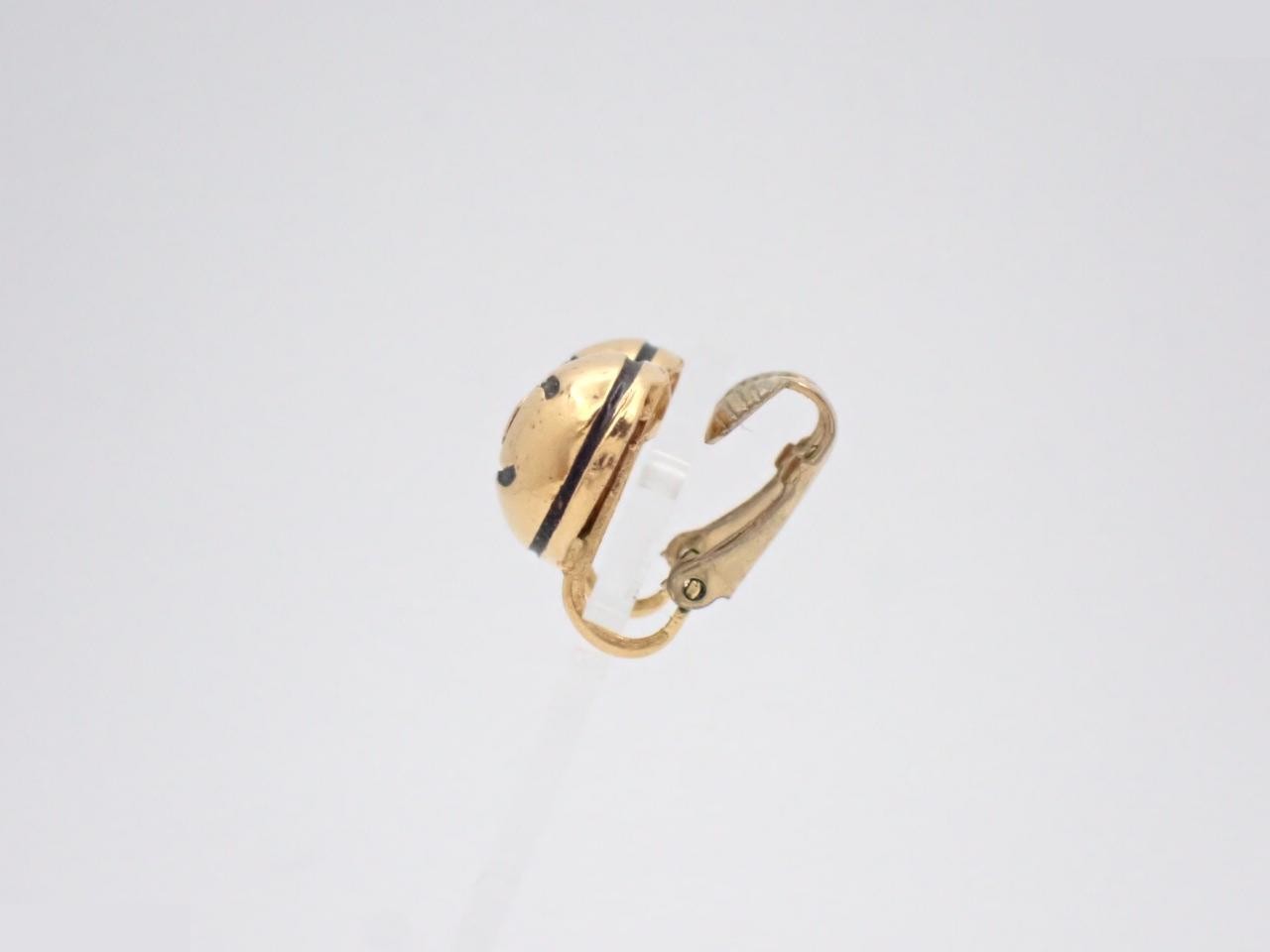 logo gold earrings — view 3